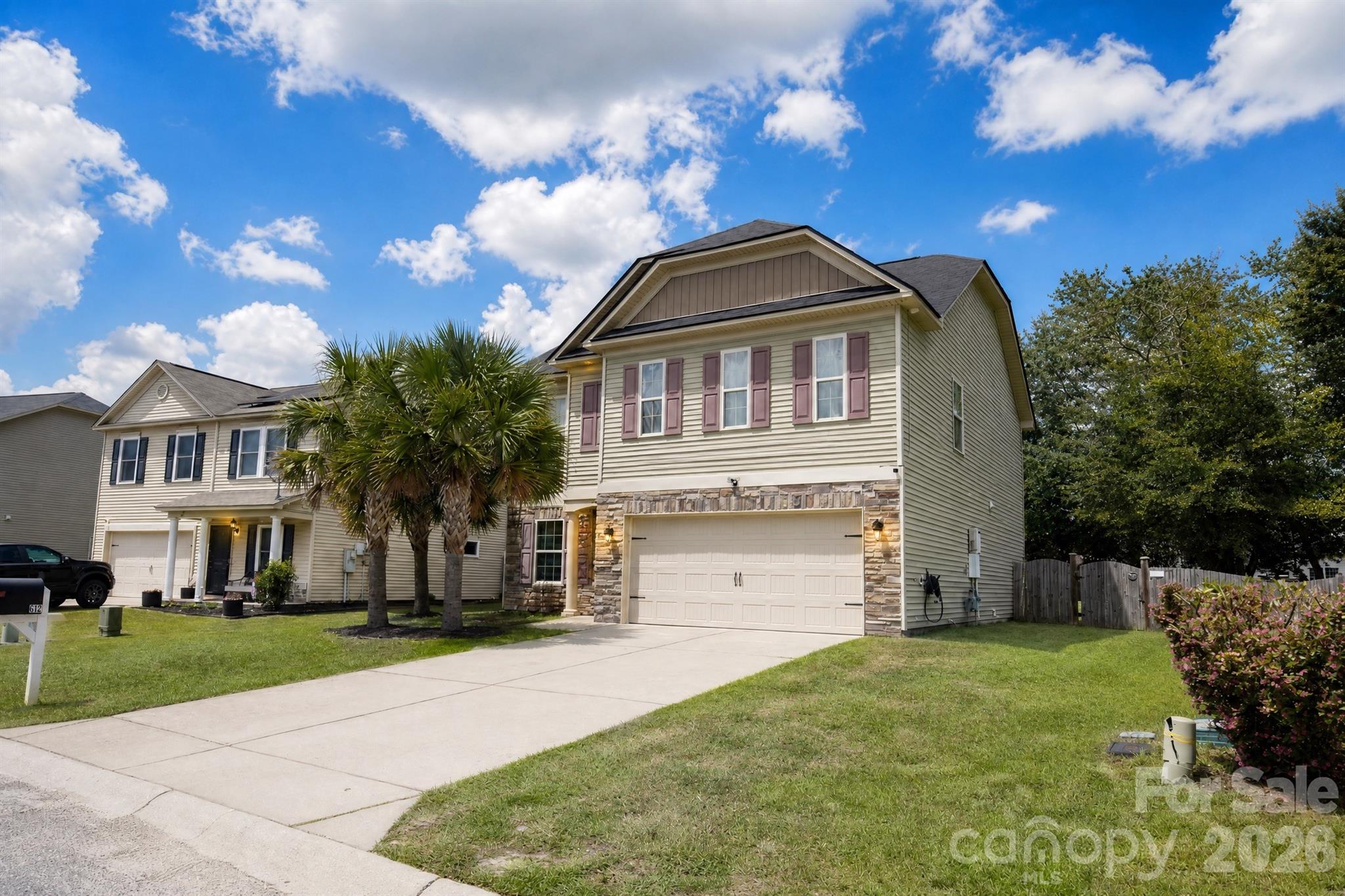 612 Colony Lakes Drive Property Photo 2