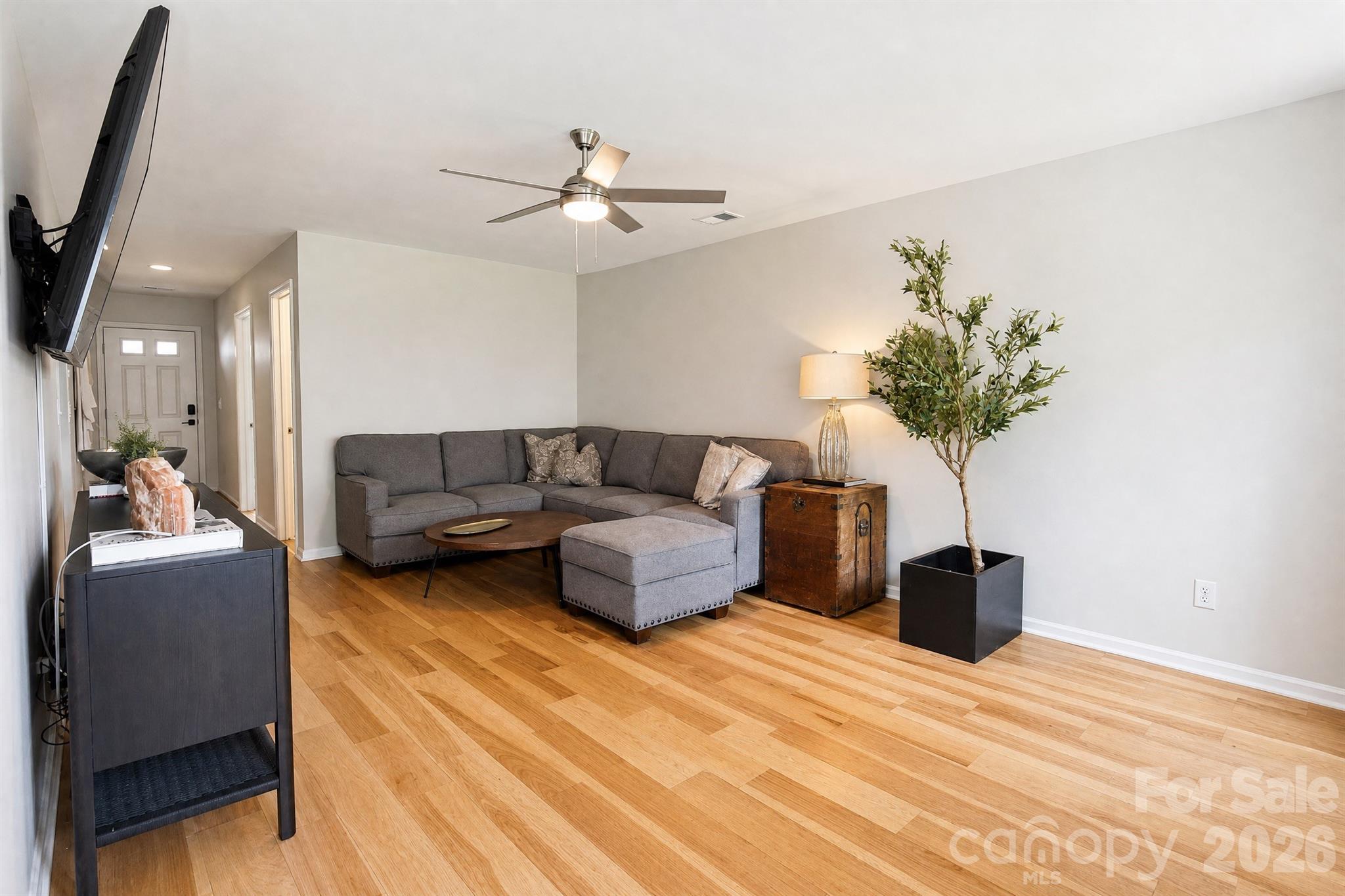 612 Colony Lakes Drive Property Photo 16