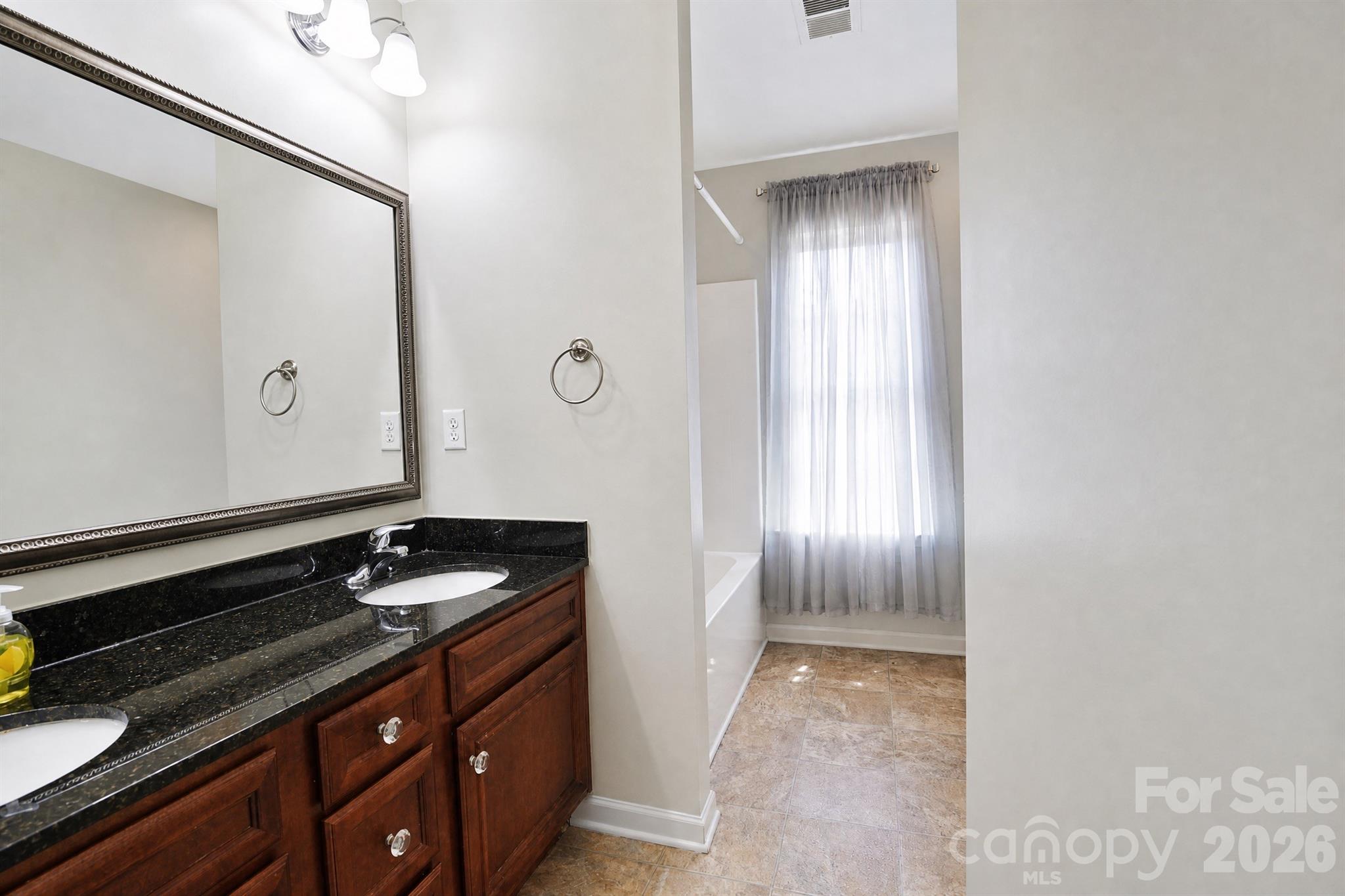 612 Colony Lakes Drive Property Photo 34