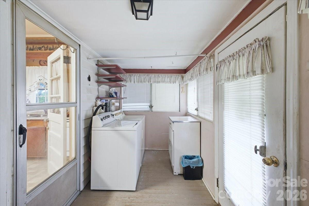 8512 Colgate Circle Property Photo 13