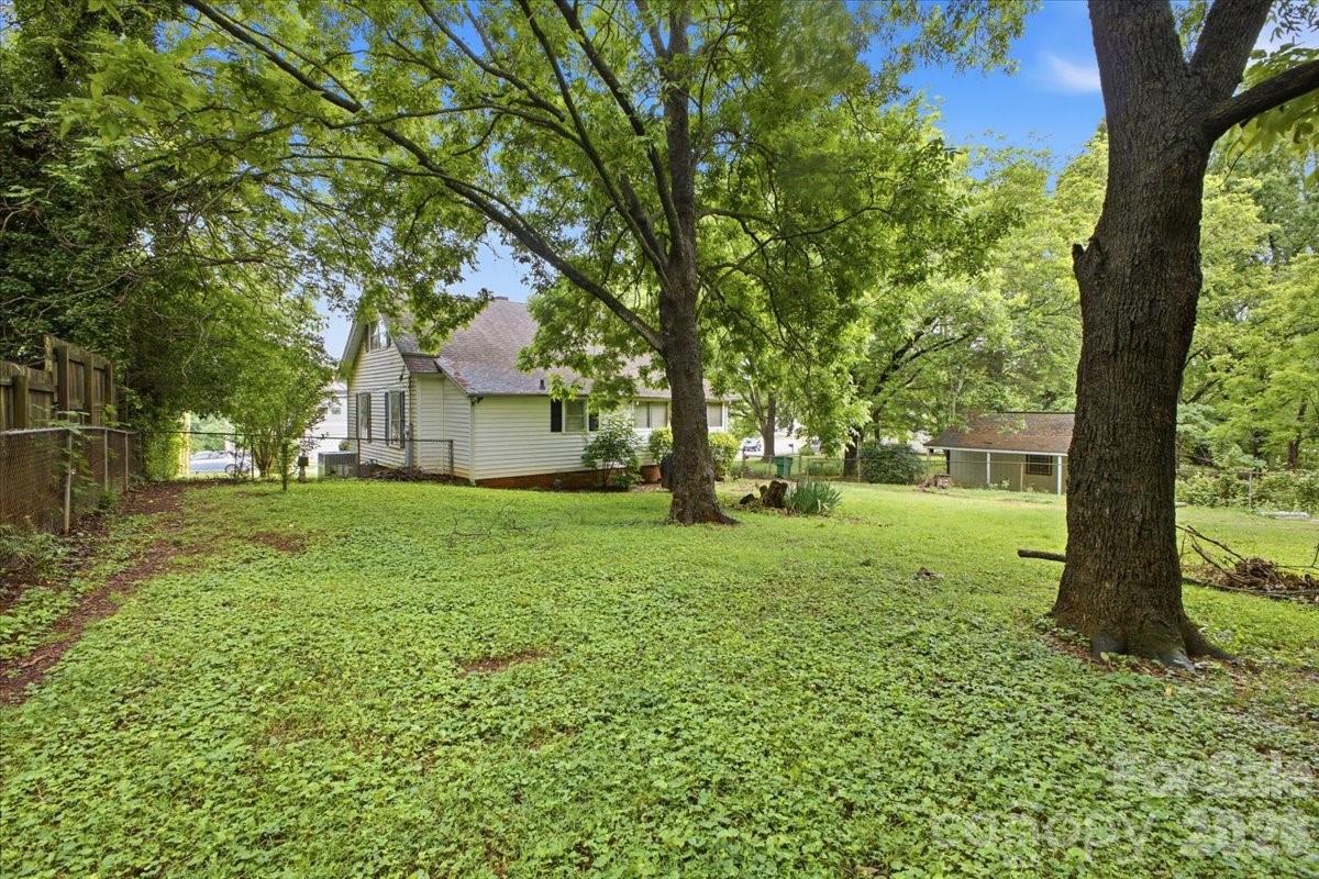 8512 Colgate Circle Property Photo 15