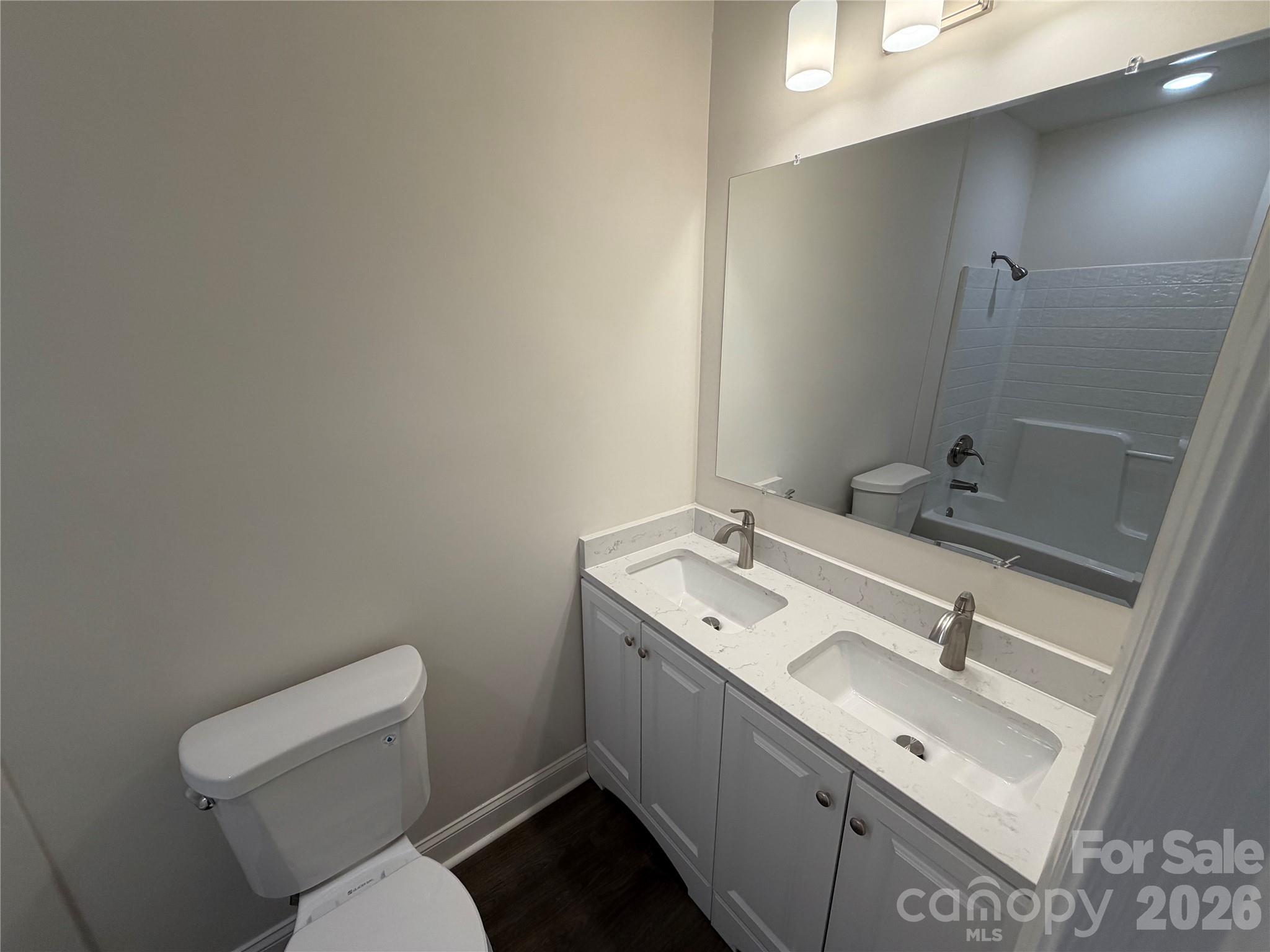 7400 Monroe Road Property Photo 18