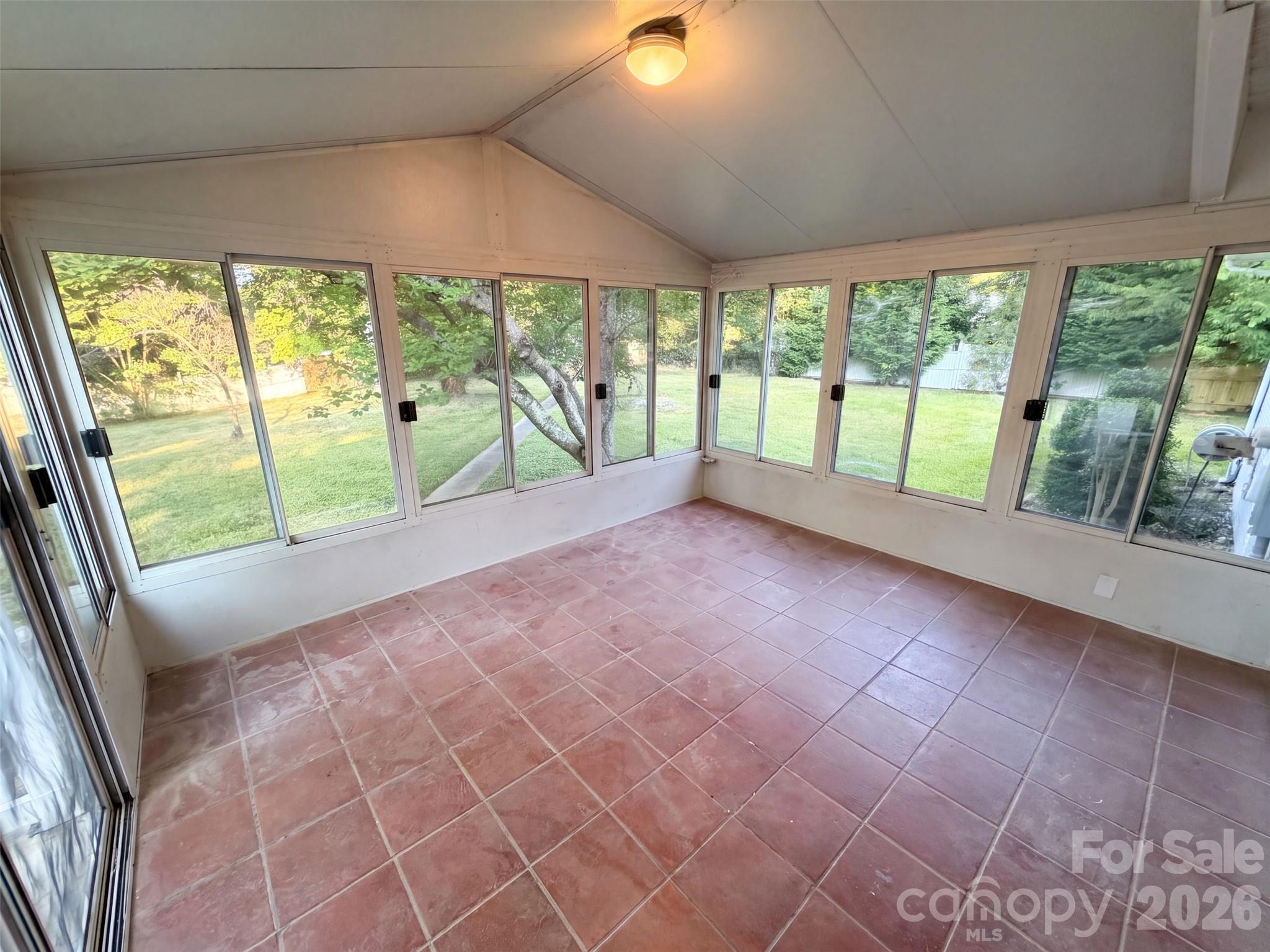 7400 Monroe Road Property Photo 21