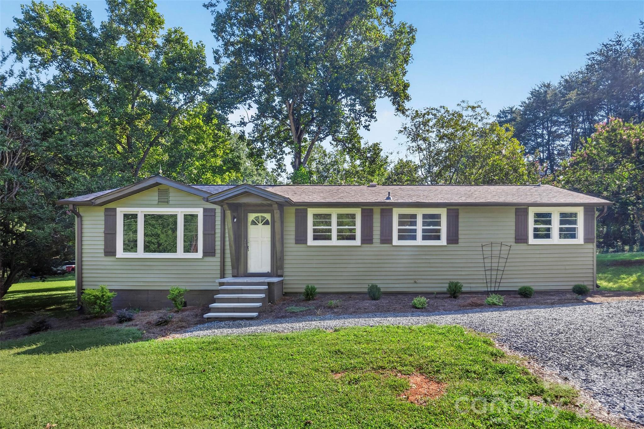 435 Mahaffey Drive Property Photo 1
