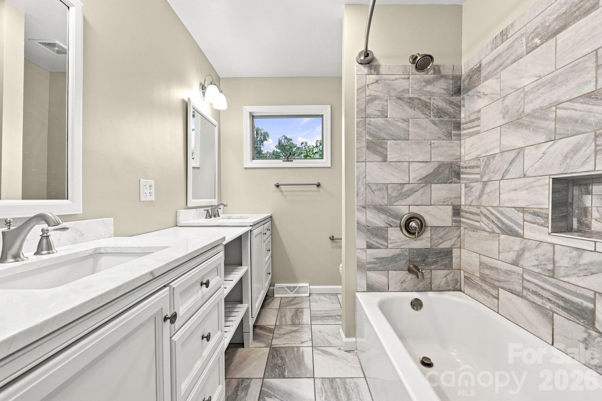 364 Pace Road Property Photo 16