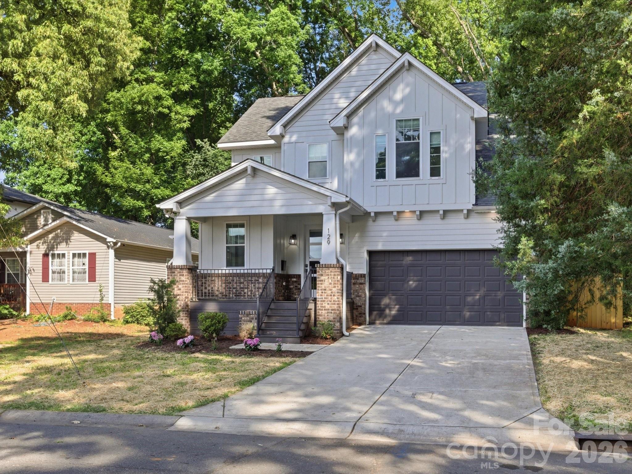 129 S Gardner Avenue Property Photo 42