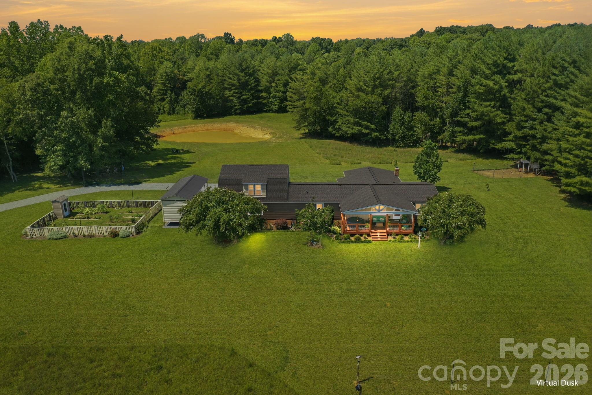 670 & 552 Whitley Road Property Photo 1