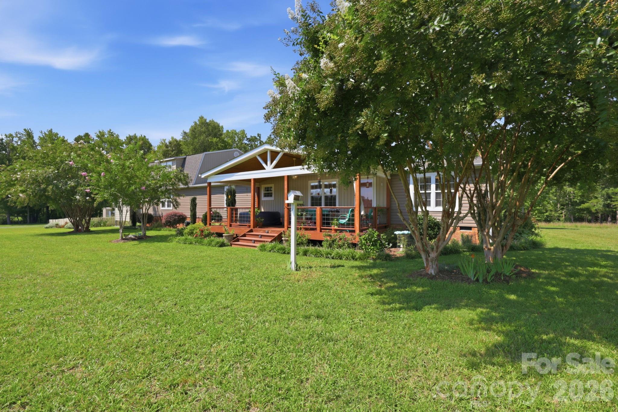 670 & 552 Whitley Road Property Photo 42