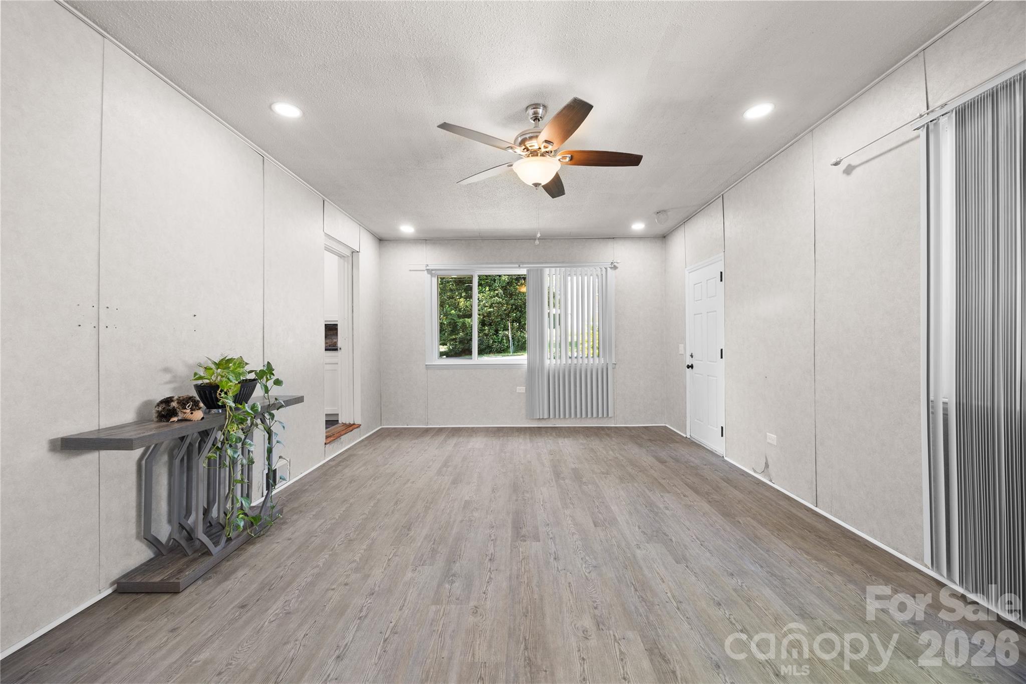 411 Coble Avenue Property Photo 21