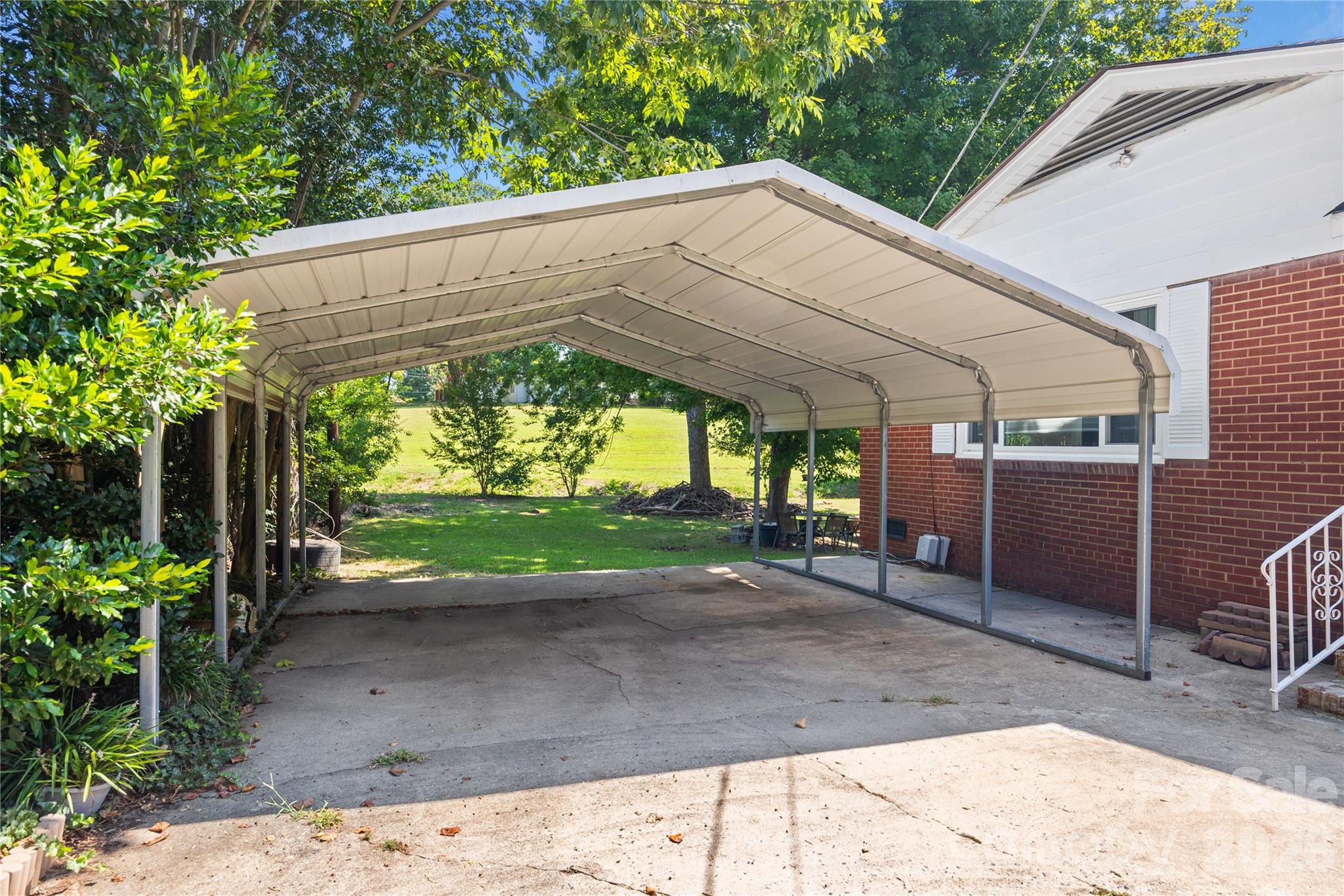 411 Coble Avenue Property Photo 29