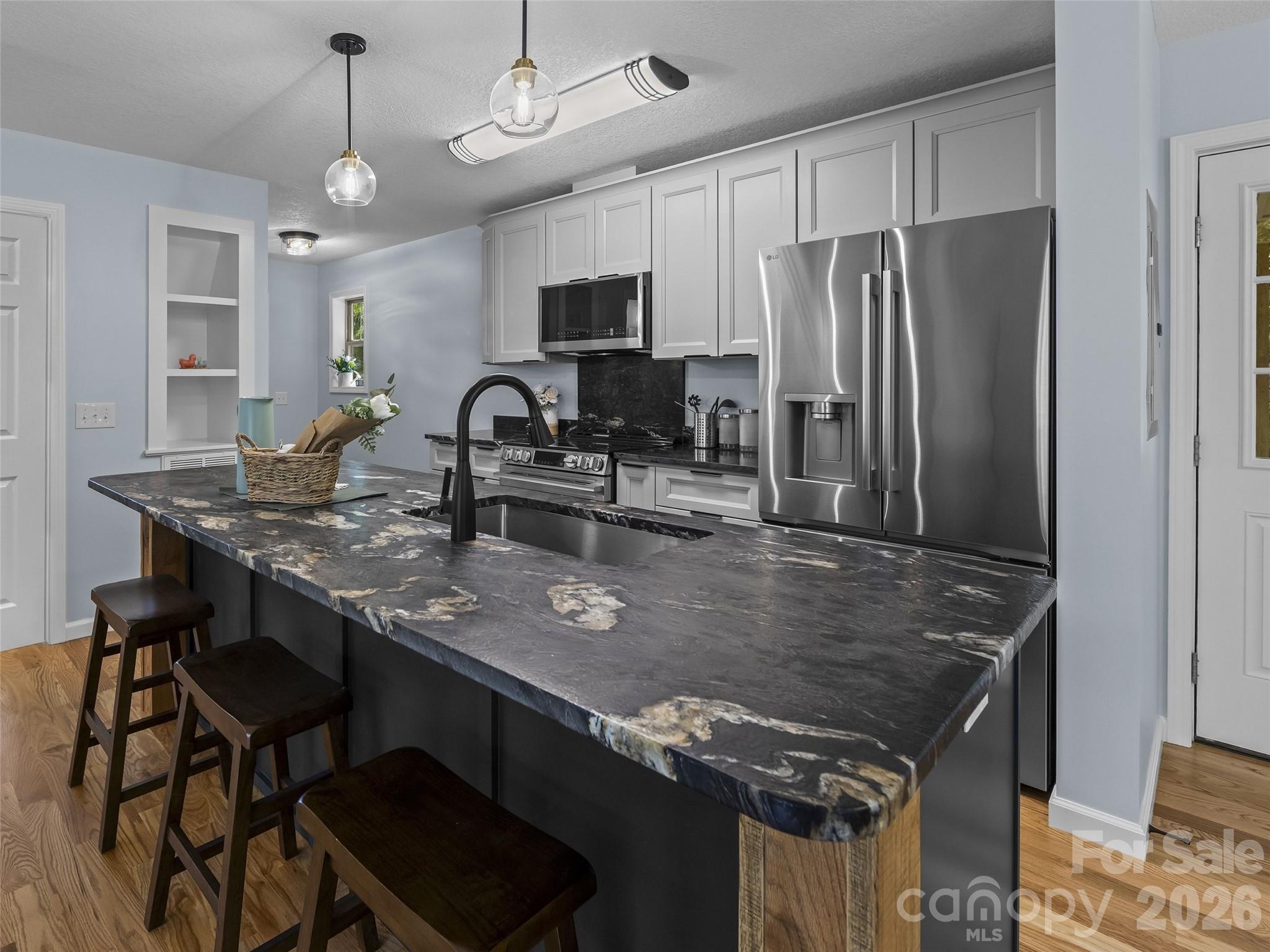 214 Aster Ridge Drive Property Photo 12