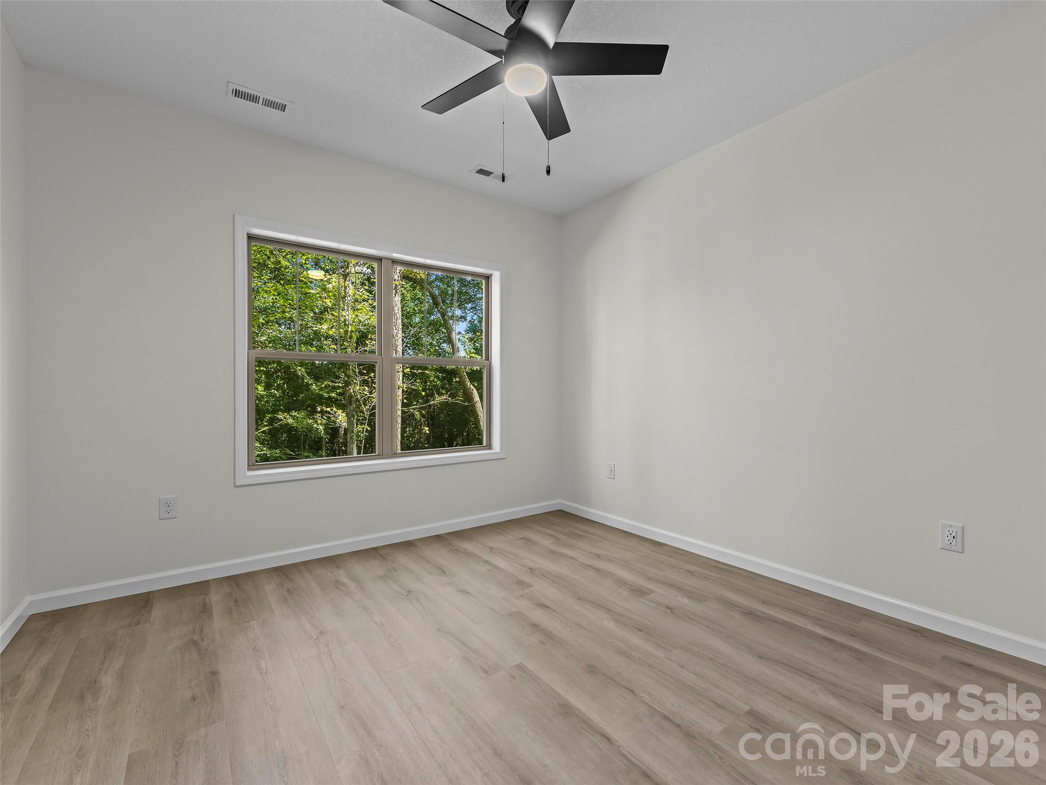 214 Aster Ridge Drive Property Photo 30