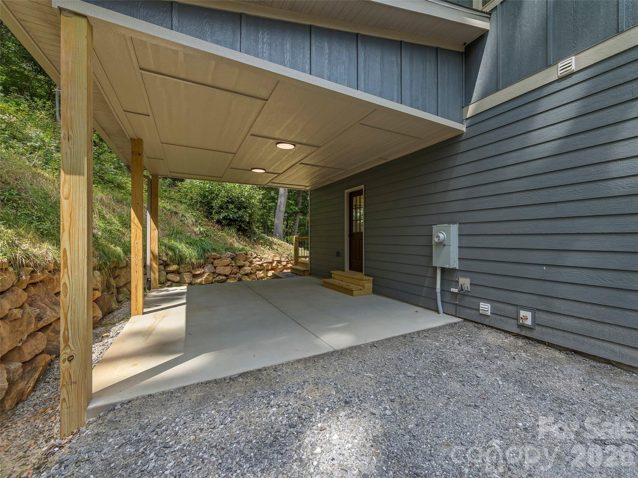 214 Aster Ridge Drive Property Photo 33