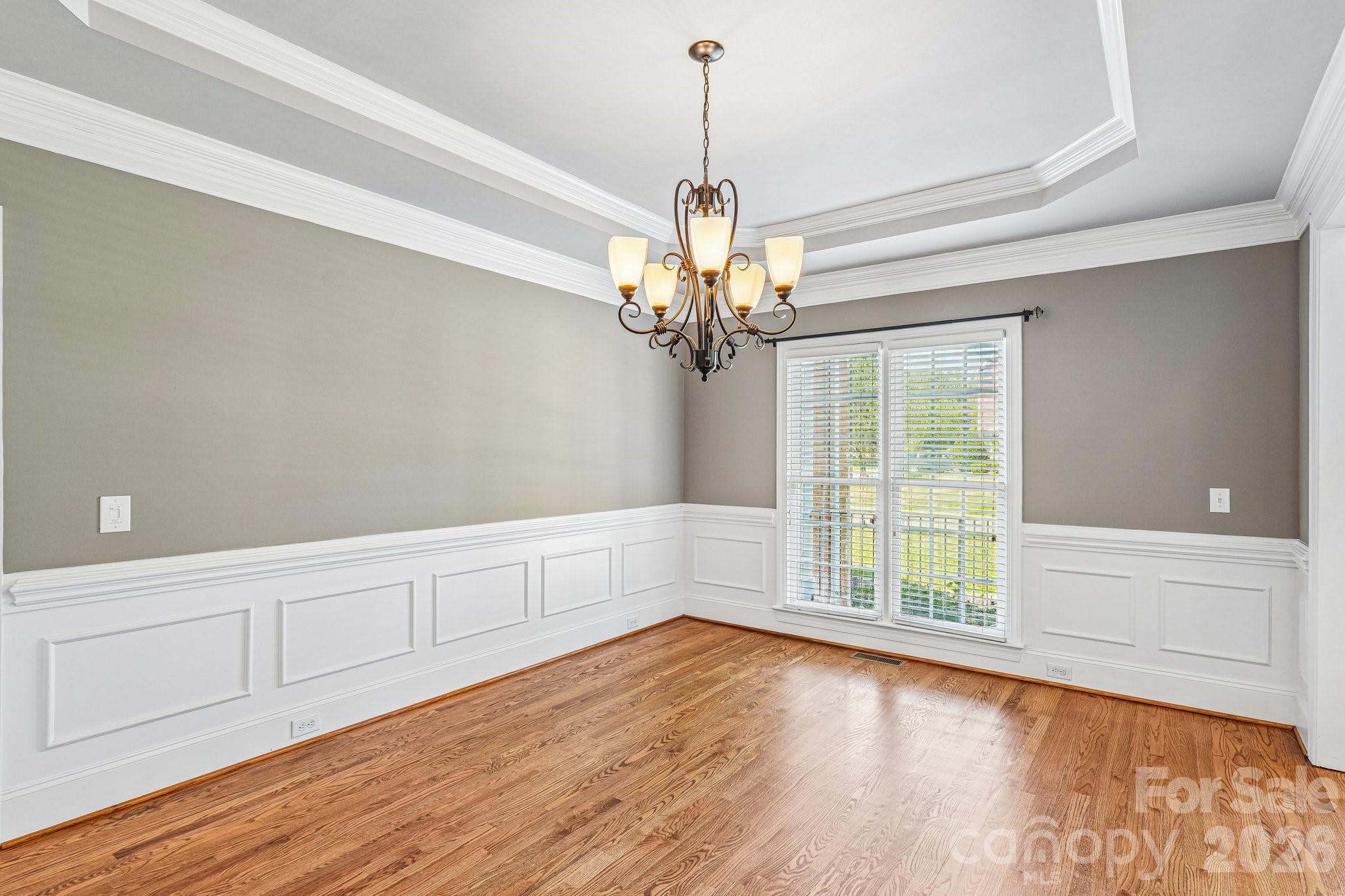 10204 Vixen Lane Property Photo 12