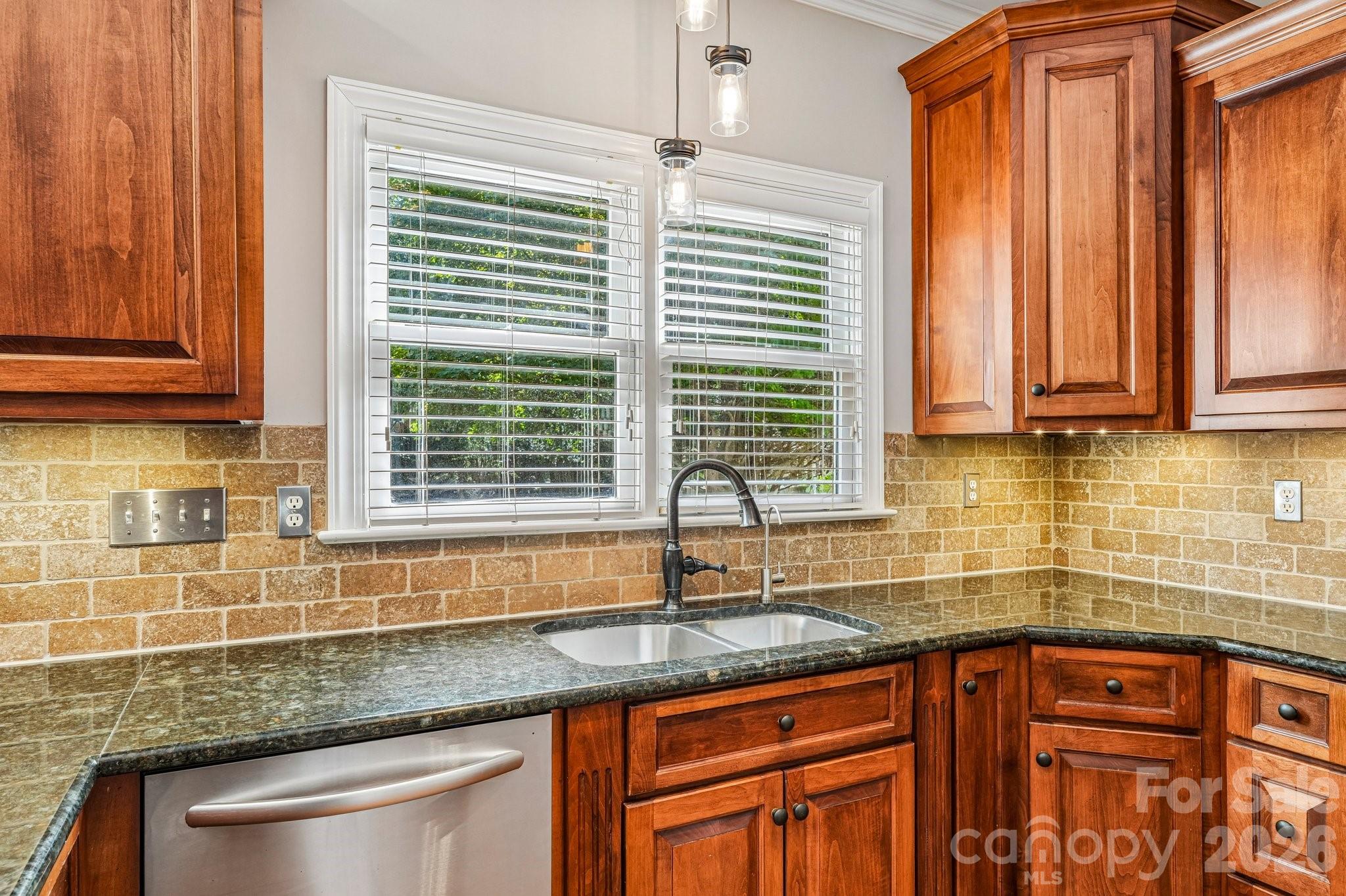 10204 Vixen Lane Property Photo 19