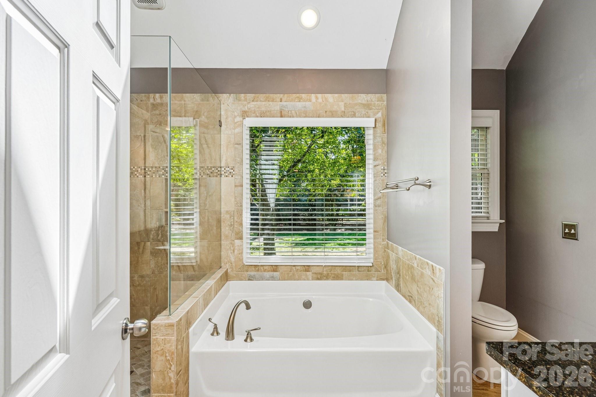 10204 Vixen Lane Property Photo 25