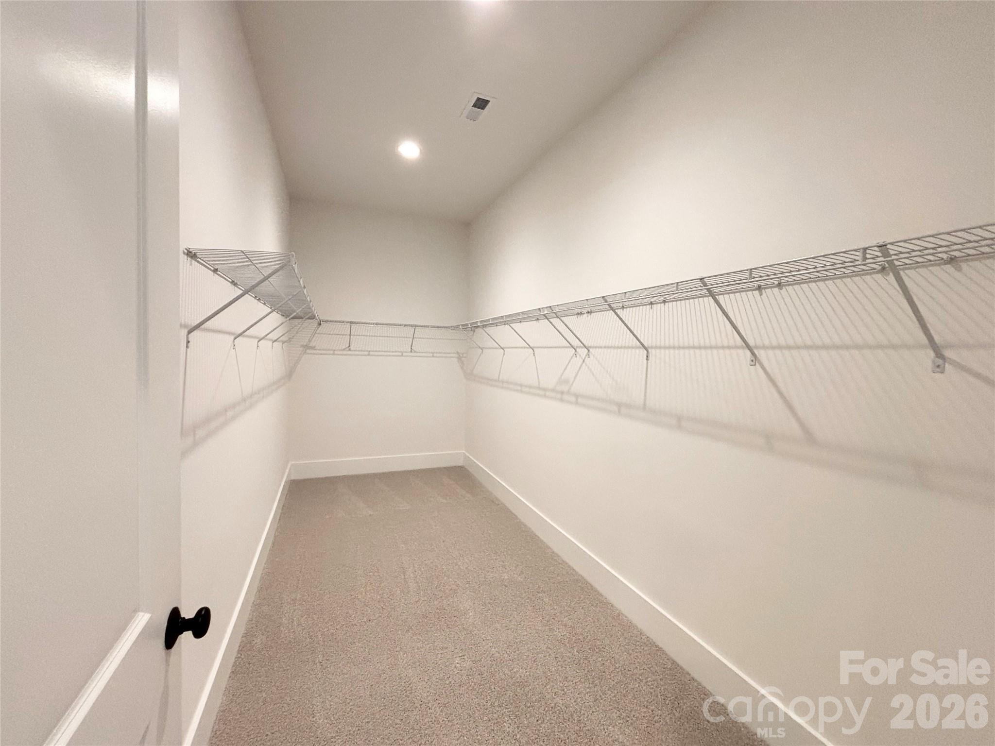2976 Alveston Drive Property Photo 12