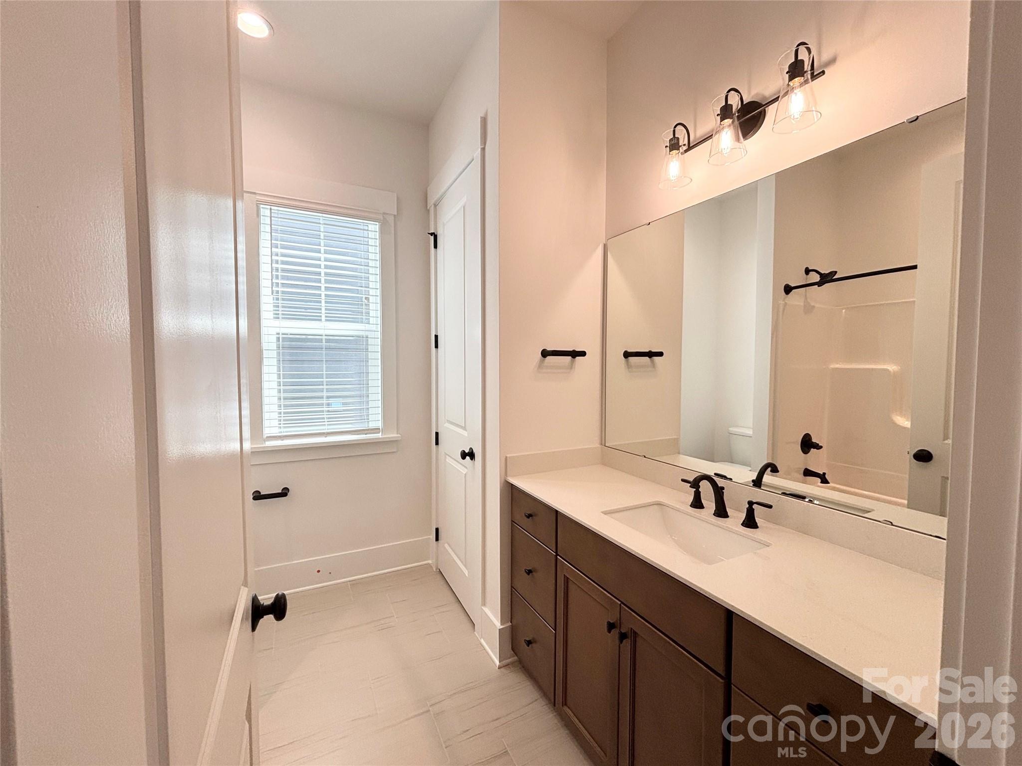 2976 Alveston Drive Property Photo 22