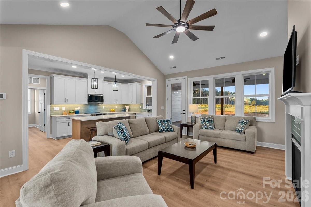 144 Greenhill Road Property Photo 6