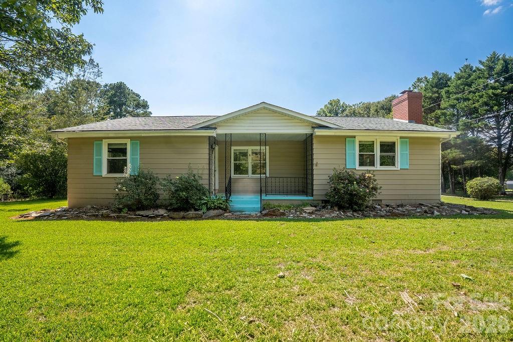 8095 Henry Harris Road Property Photo 1
