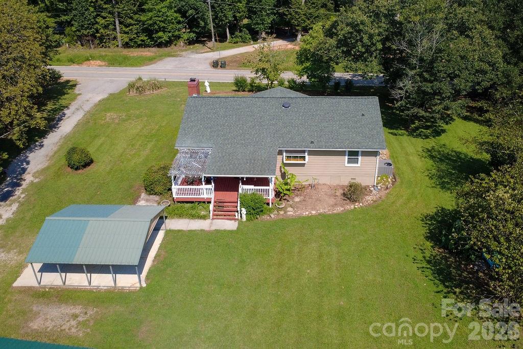 8095 Henry Harris Road Property Photo 4