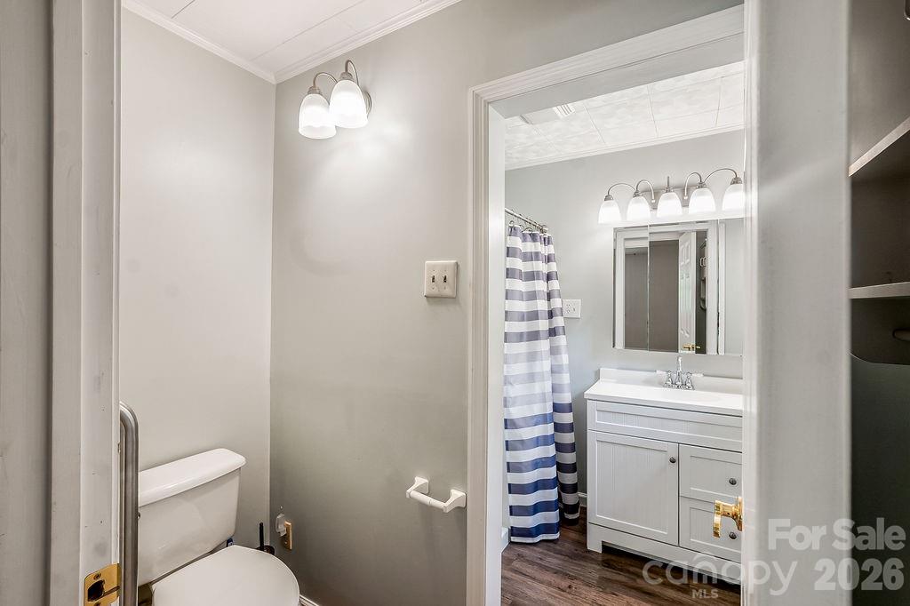 8095 Henry Harris Road Property Photo 20