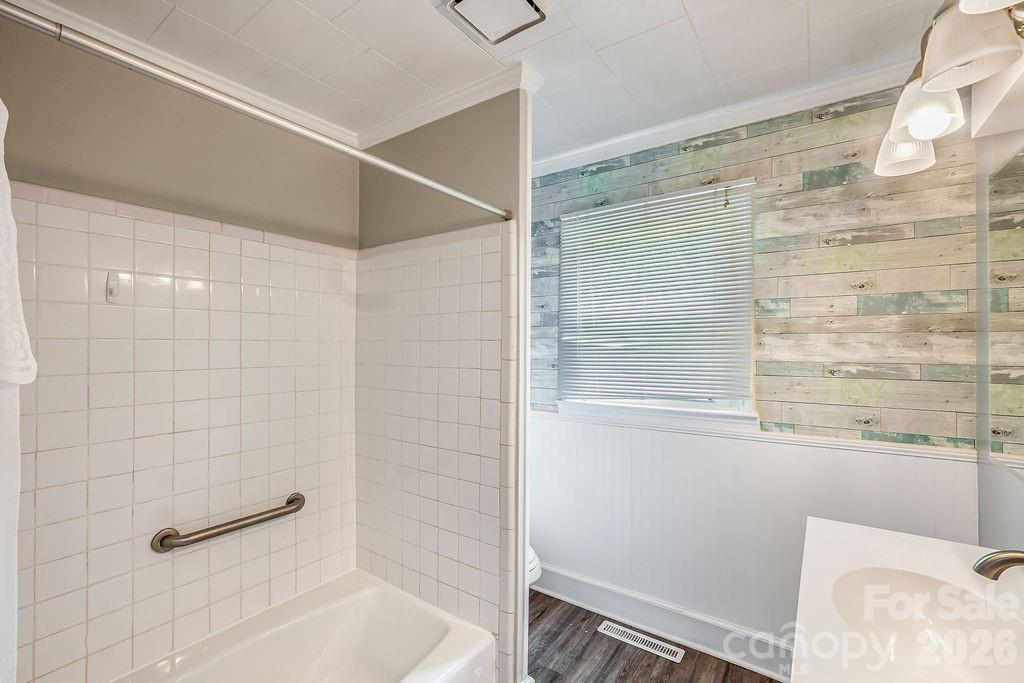 8095 Henry Harris Road Property Photo 25