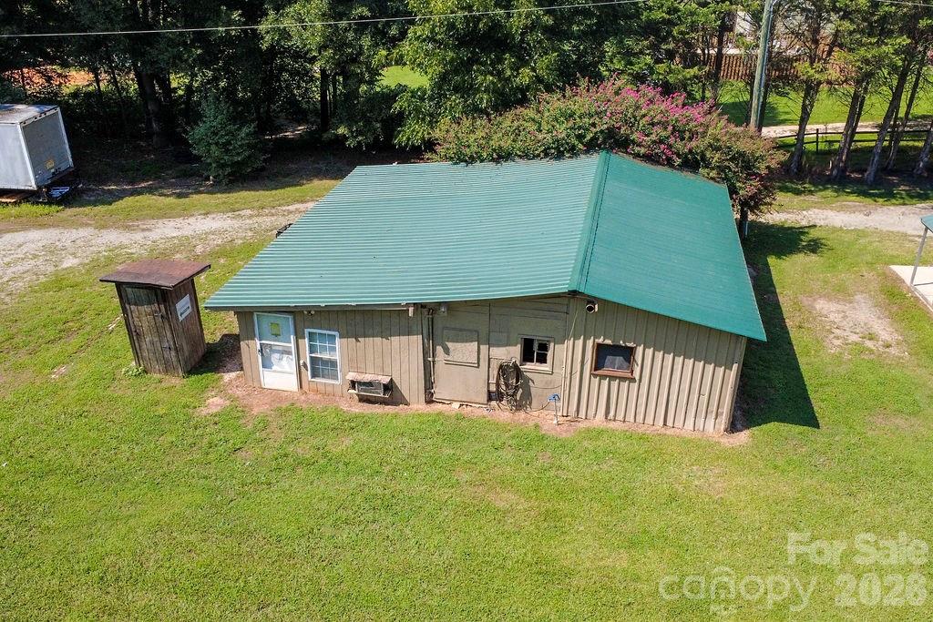 8095 Henry Harris Road Property Photo 32