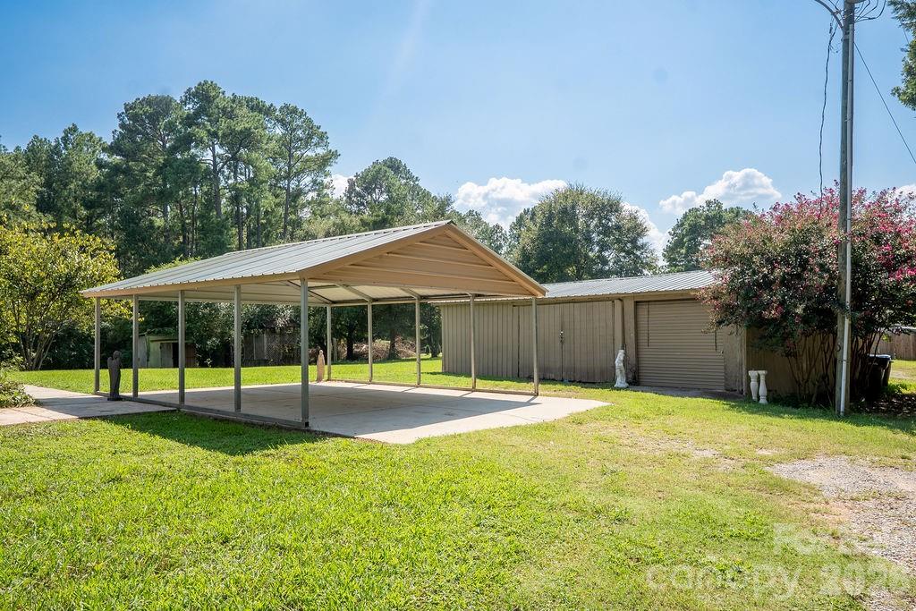 8095 Henry Harris Road Property Photo 34