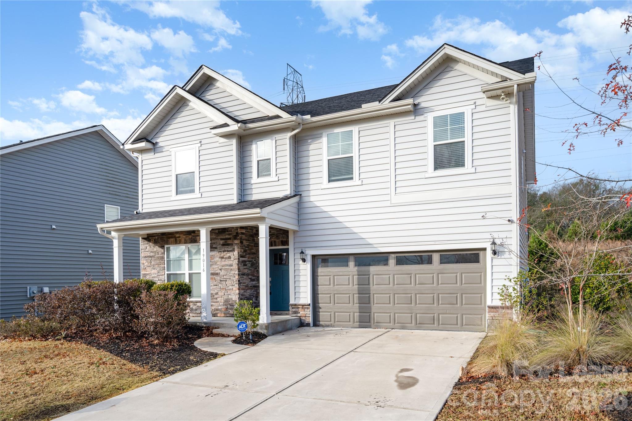 4421892 Property Photo 3