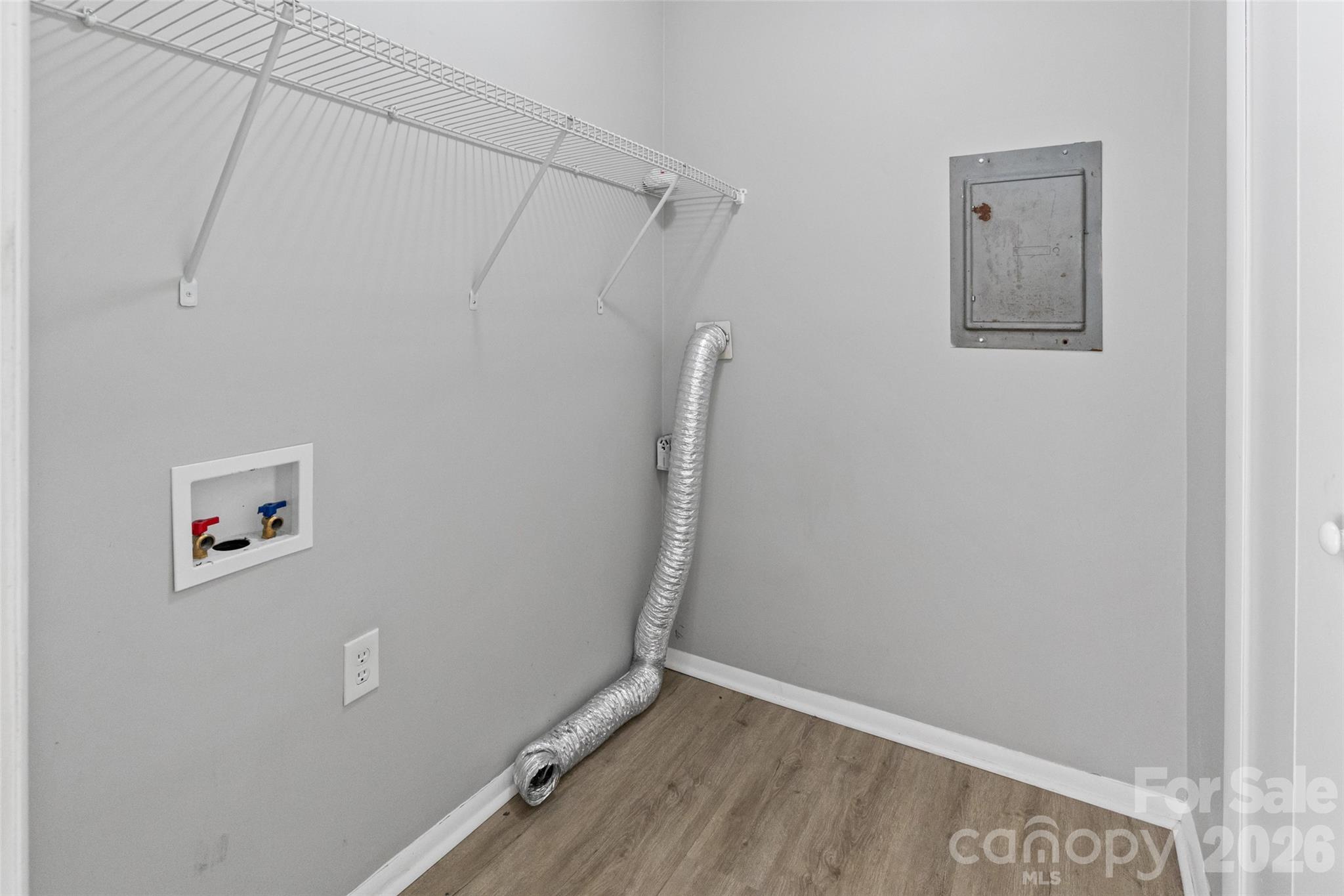 7100 Covecreek Drive Property Photo 29