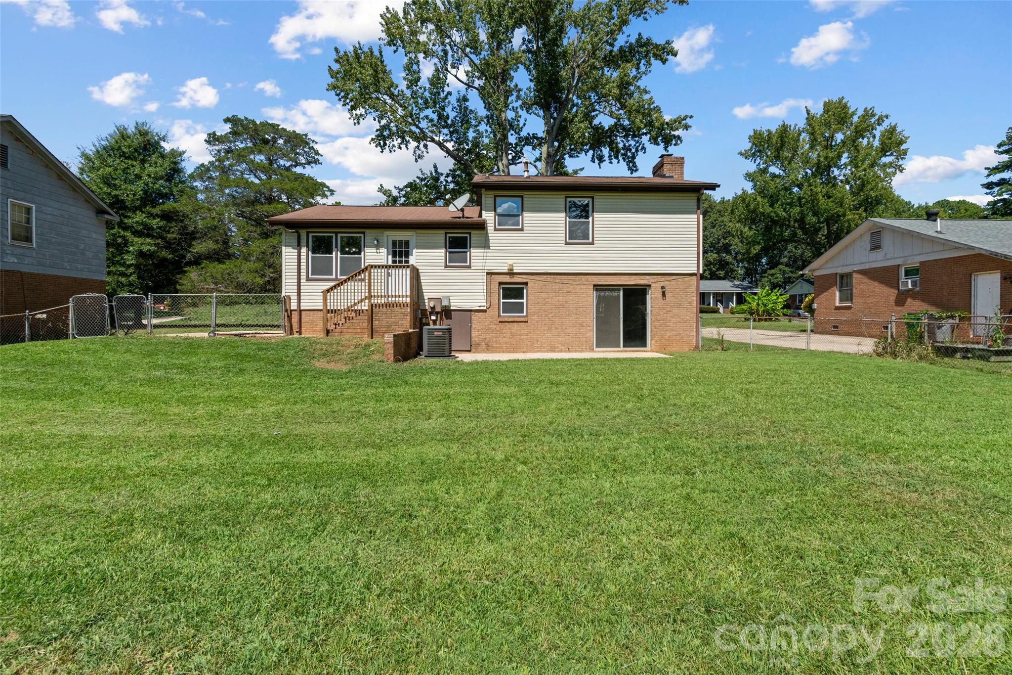 7100 Covecreek Drive Property Photo 33
