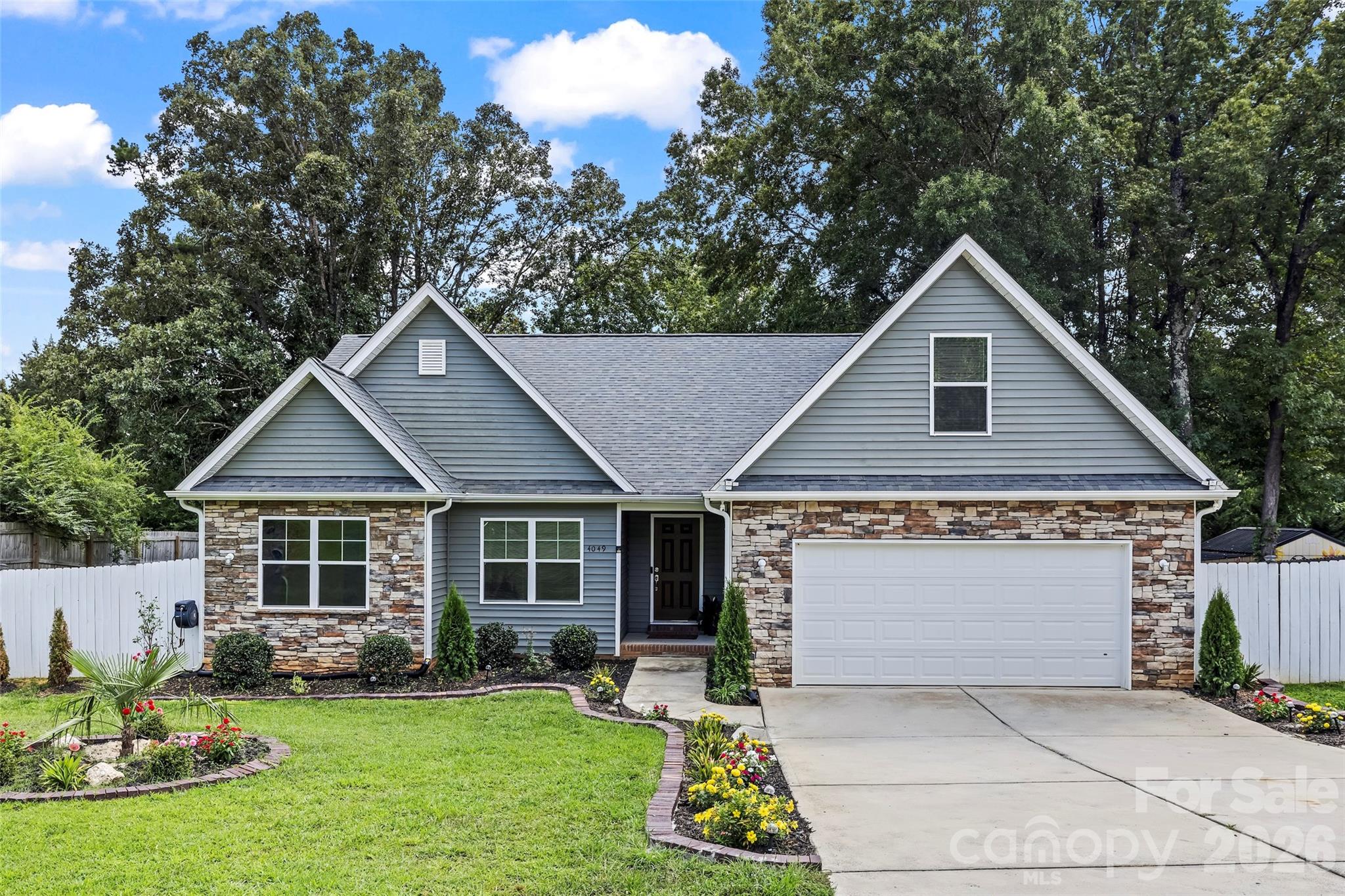 4049 Fincher Road Property Photo 1