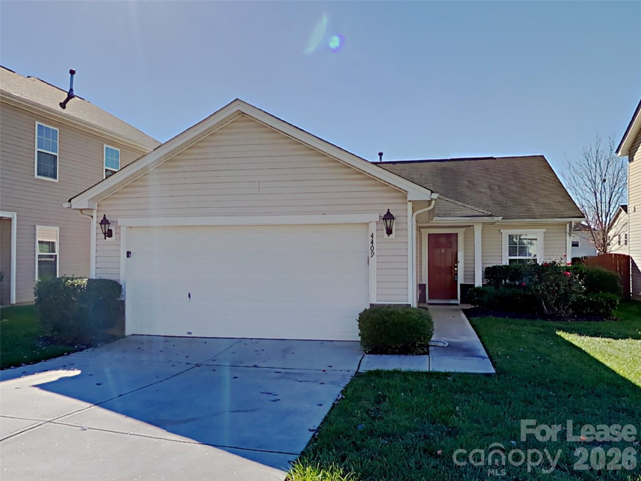 4409 Kiddle Lane Property Photo 1