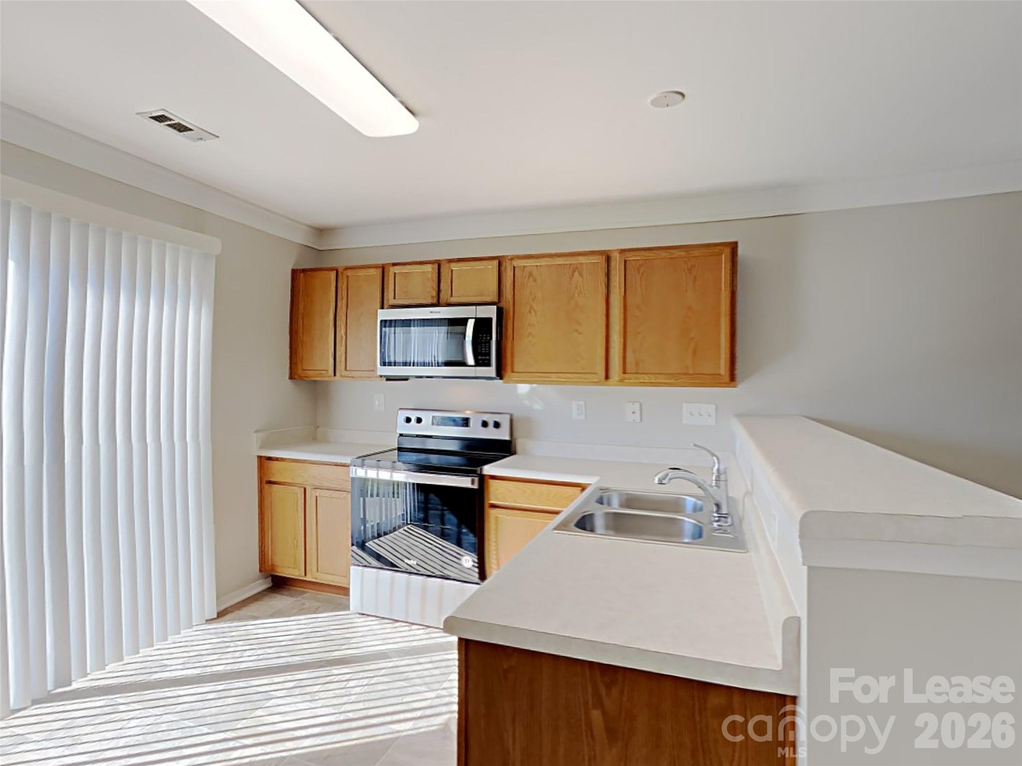4409 Kiddle Lane Property Photo 4