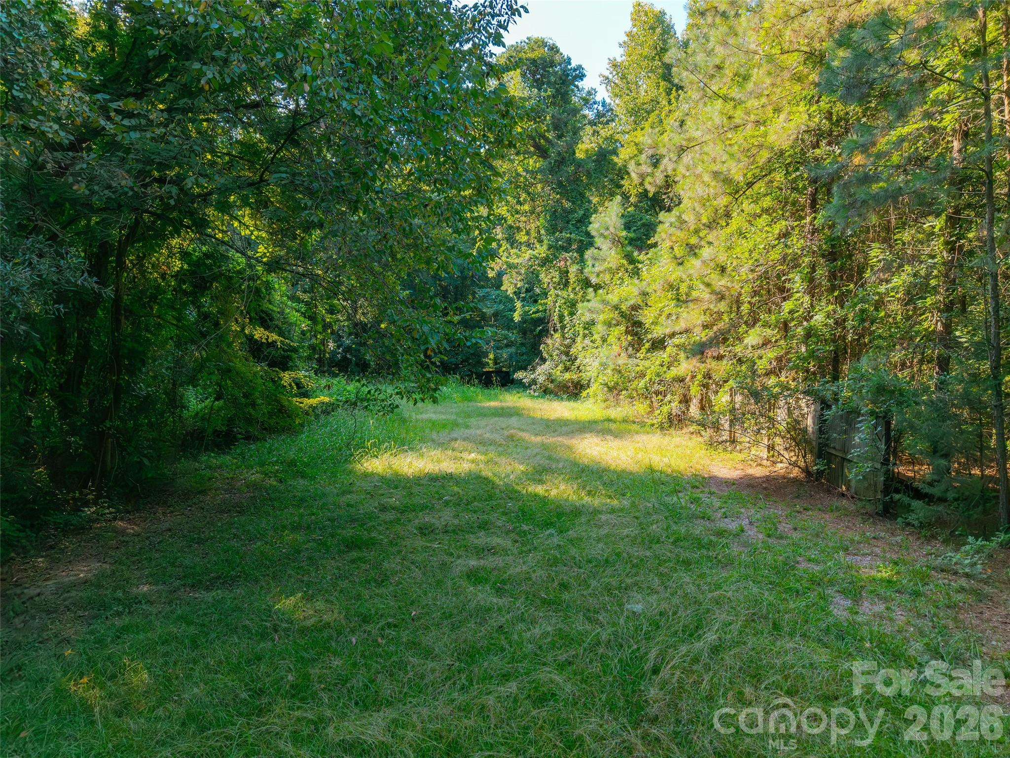 1662 Springlake Road Property Photo 9