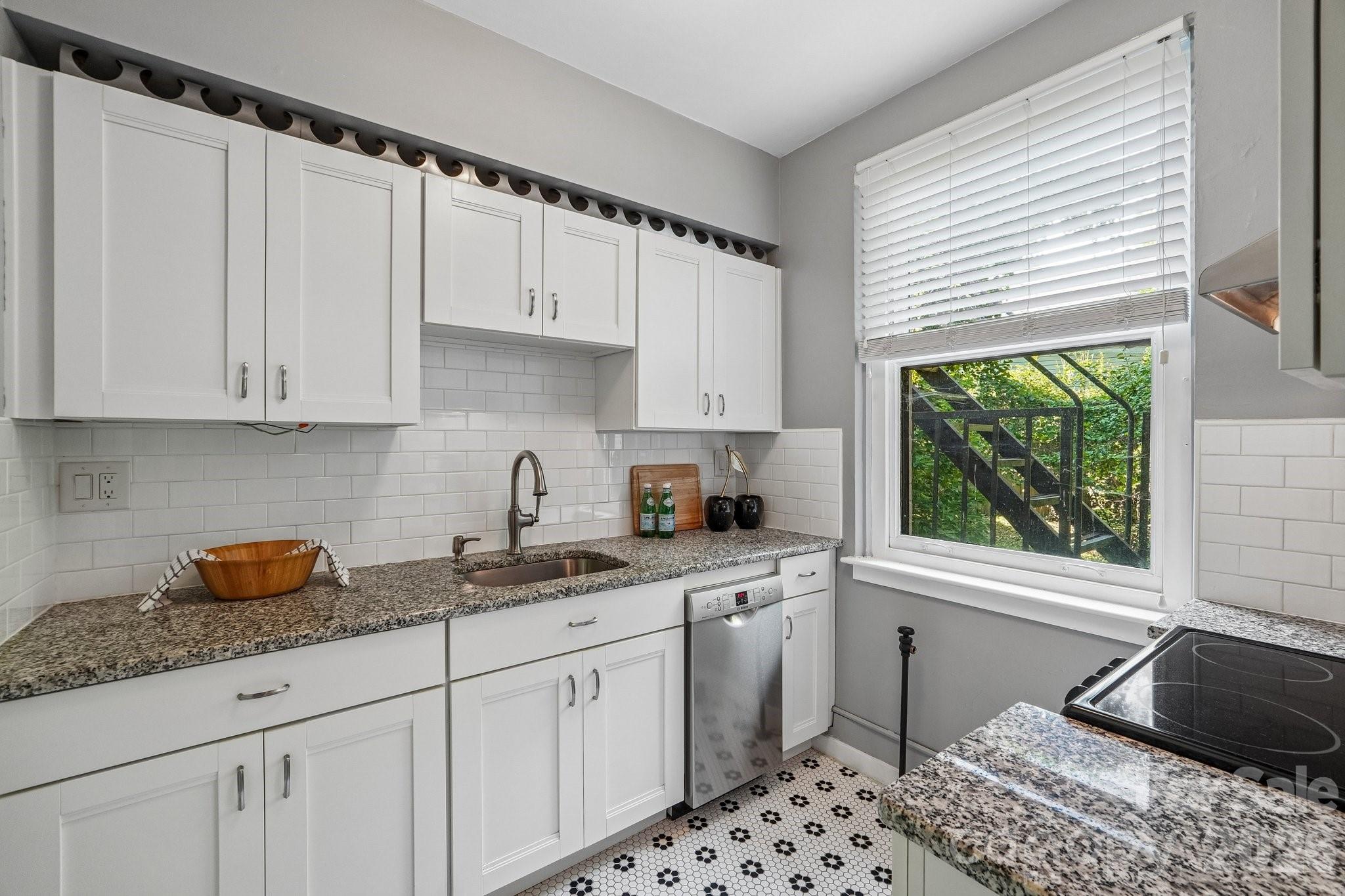 1121 Myrtle Avenue 28 (c4 Bldg) Property Photo 10