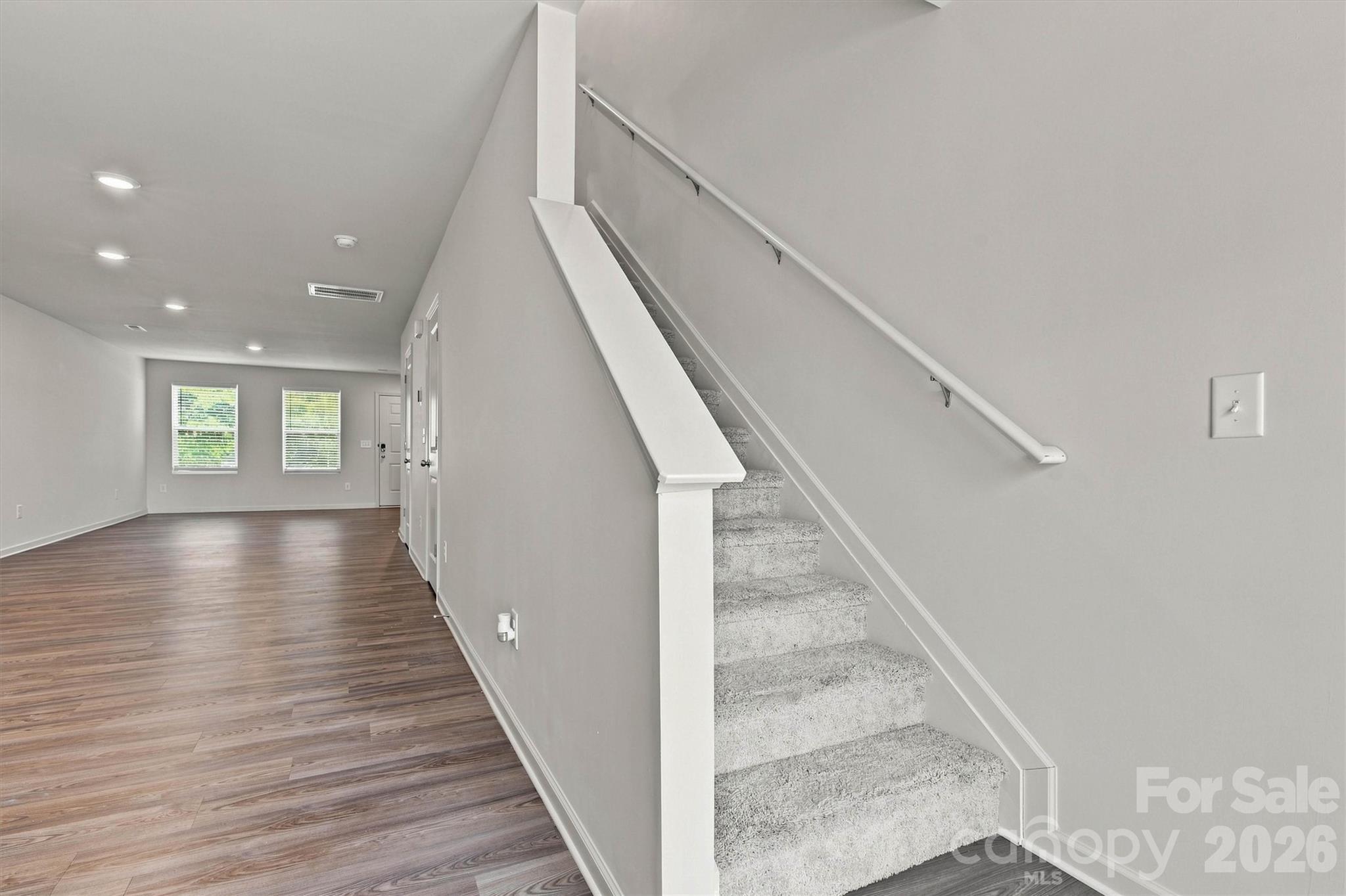 115 Villa Lane 8 Property Photo 8