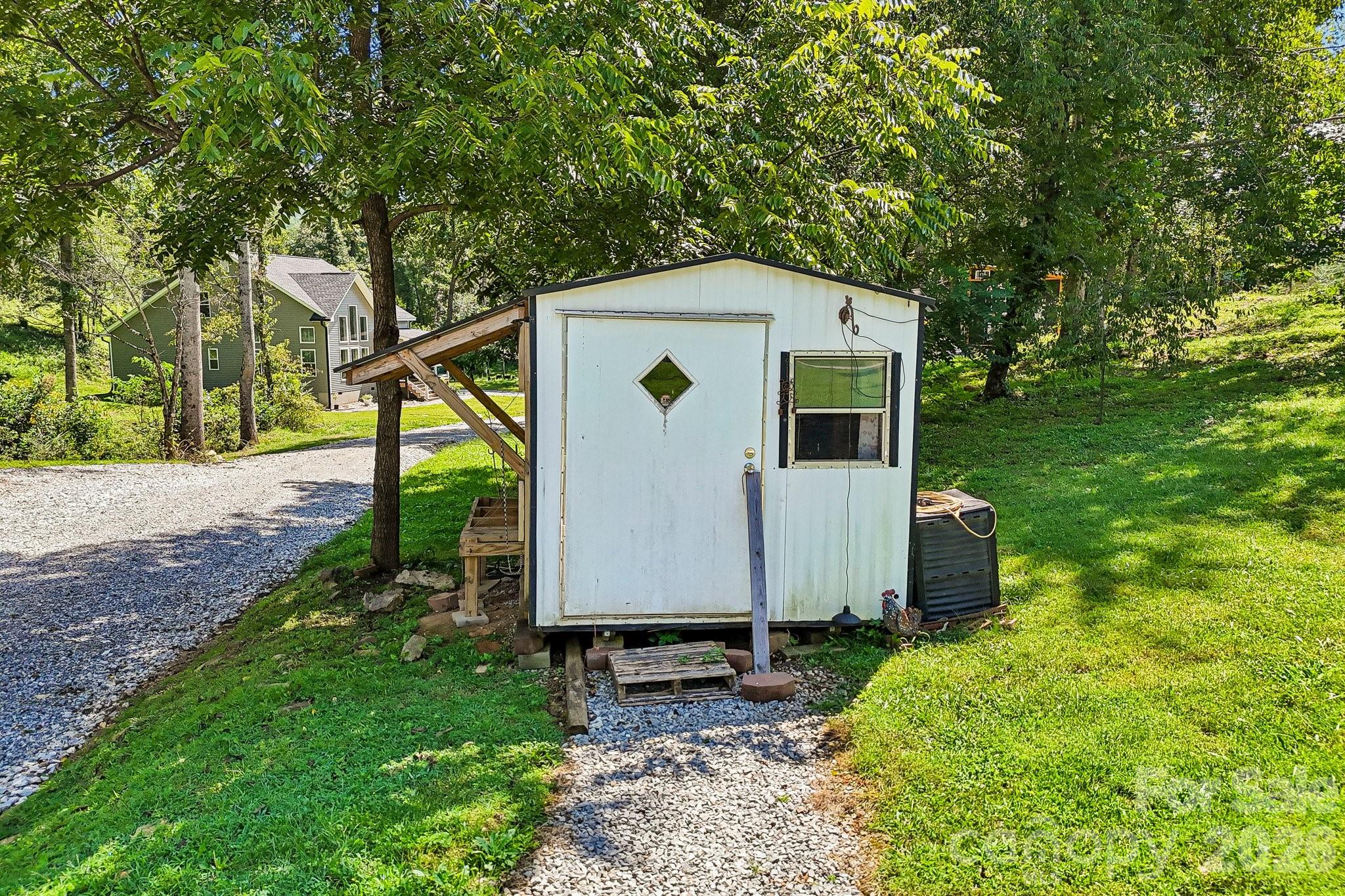 224 & 198 Carpenter Road Property Photo 39