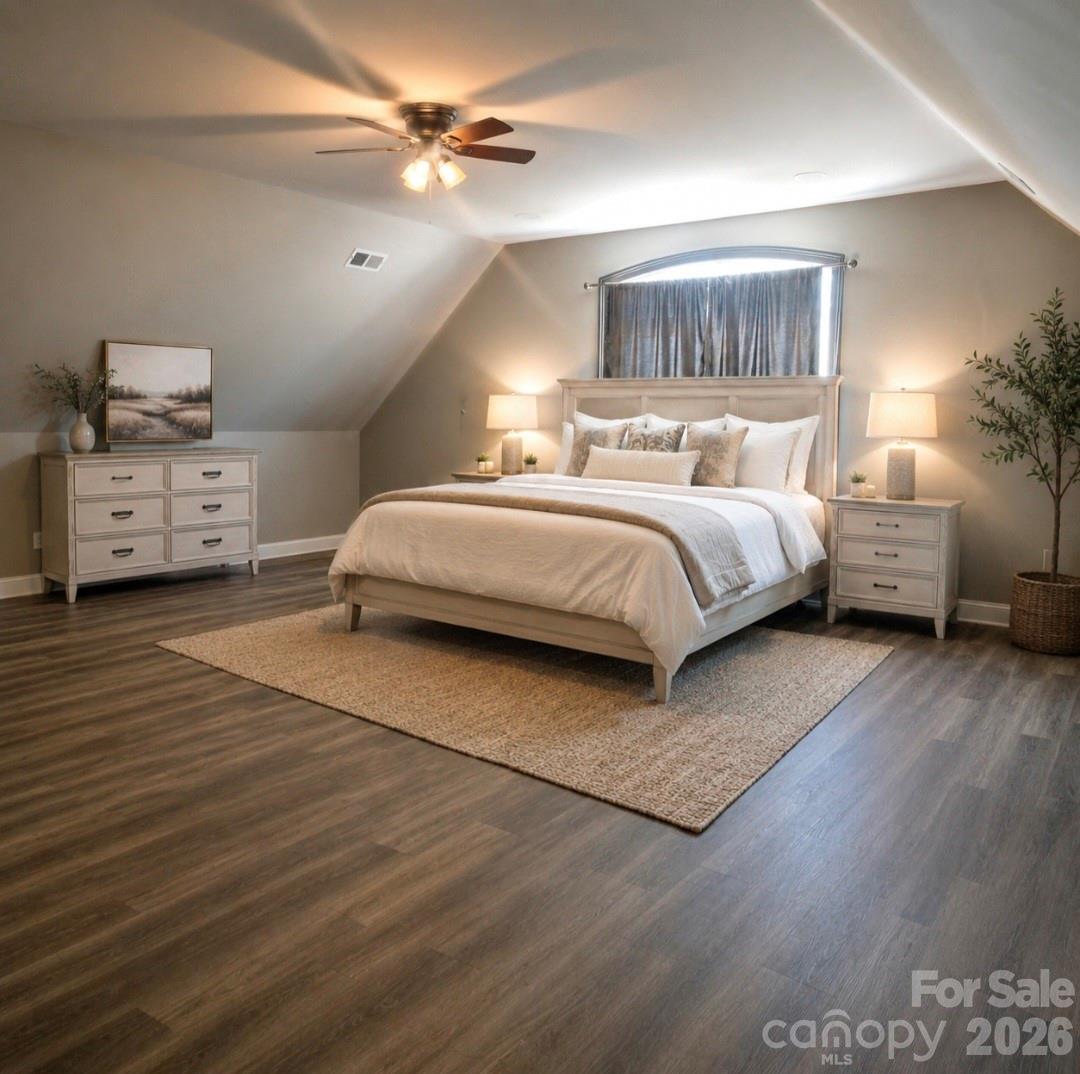 3233 Hahn Scott Road Property Photo 6