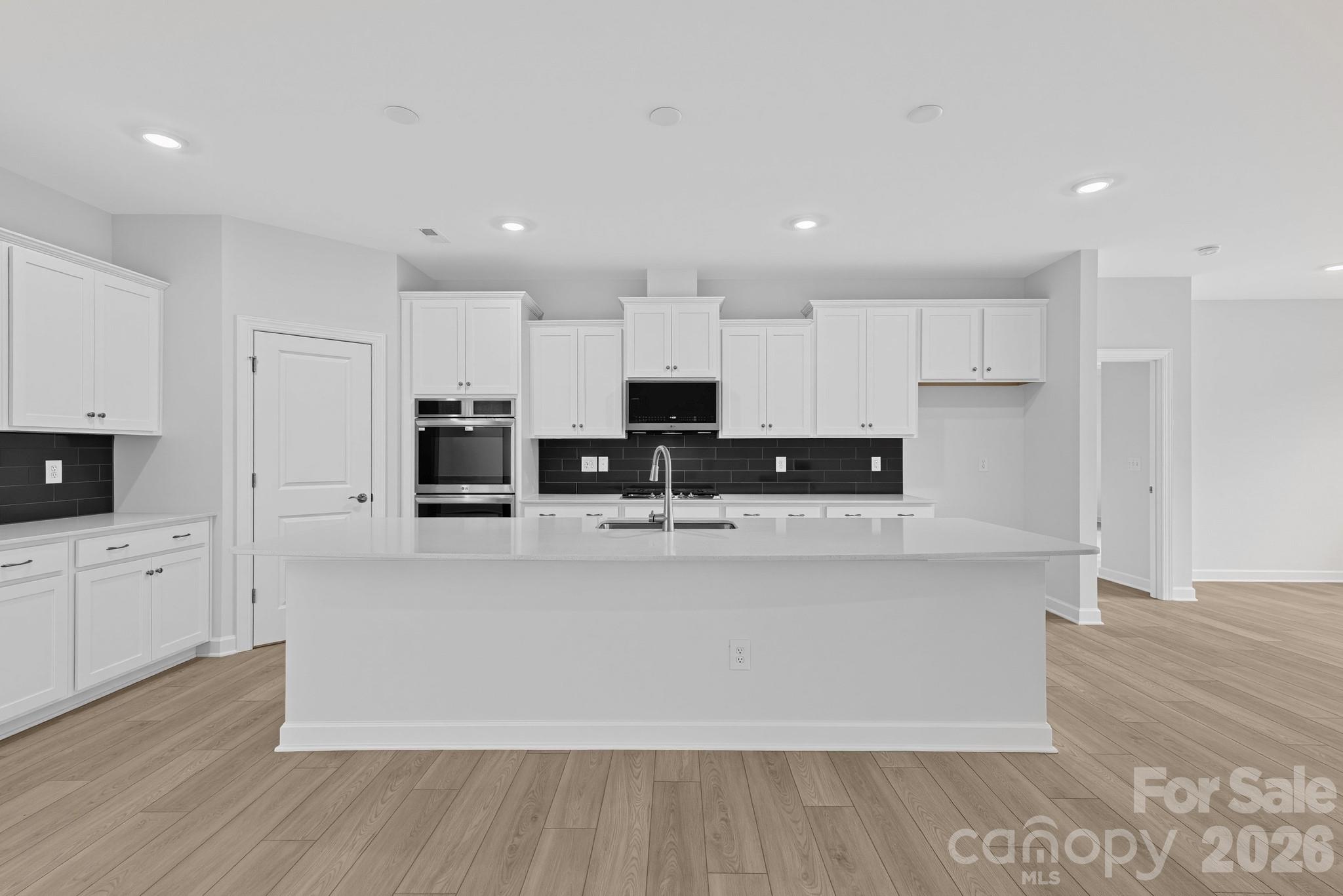 5343 Redbud Road 18 Property Photo 16