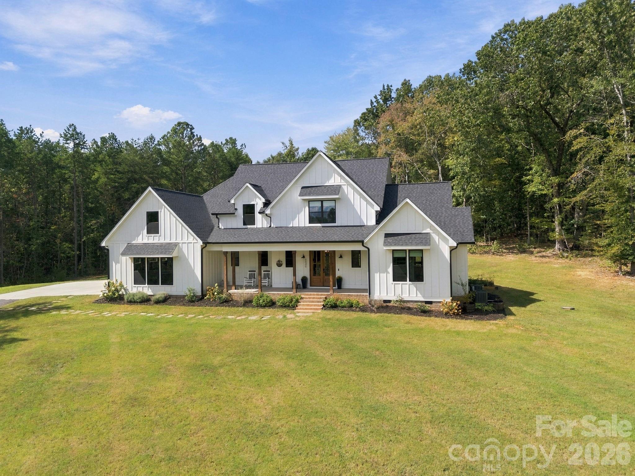 6840 Grinnell Trail Property Photo 1