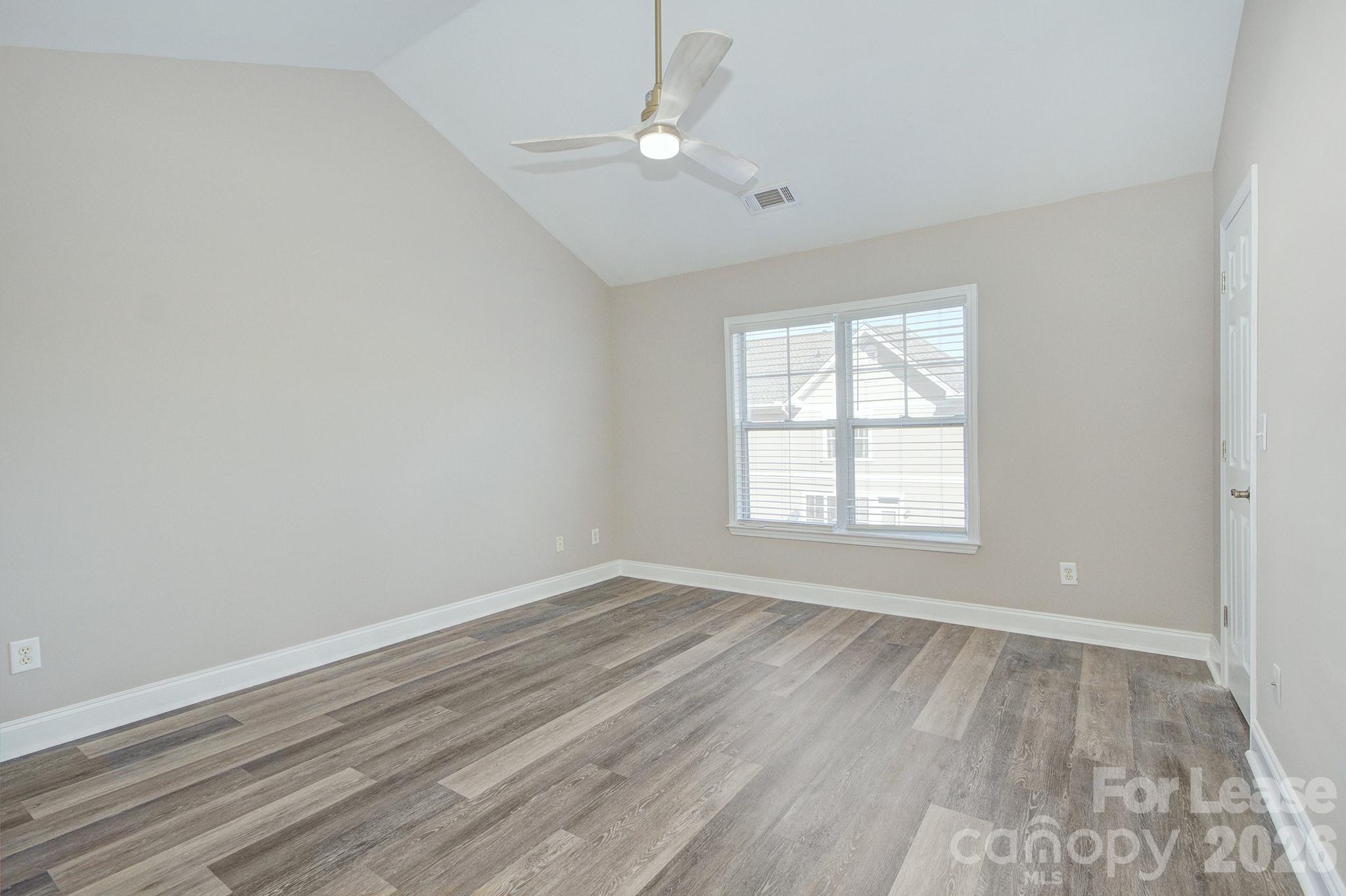210 S Cedar Street Property Photo 16
