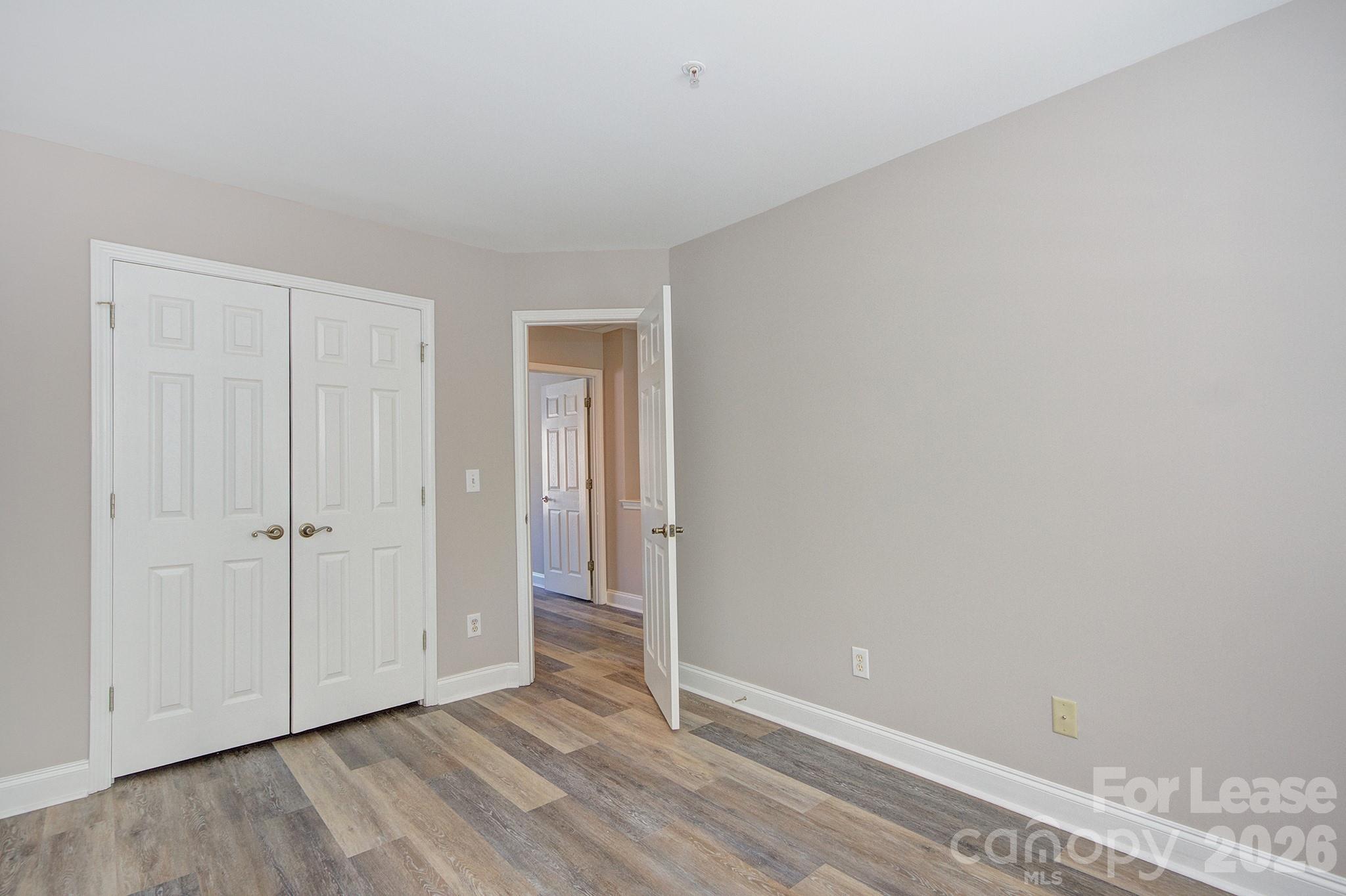 210 S Cedar Street Property Photo 22