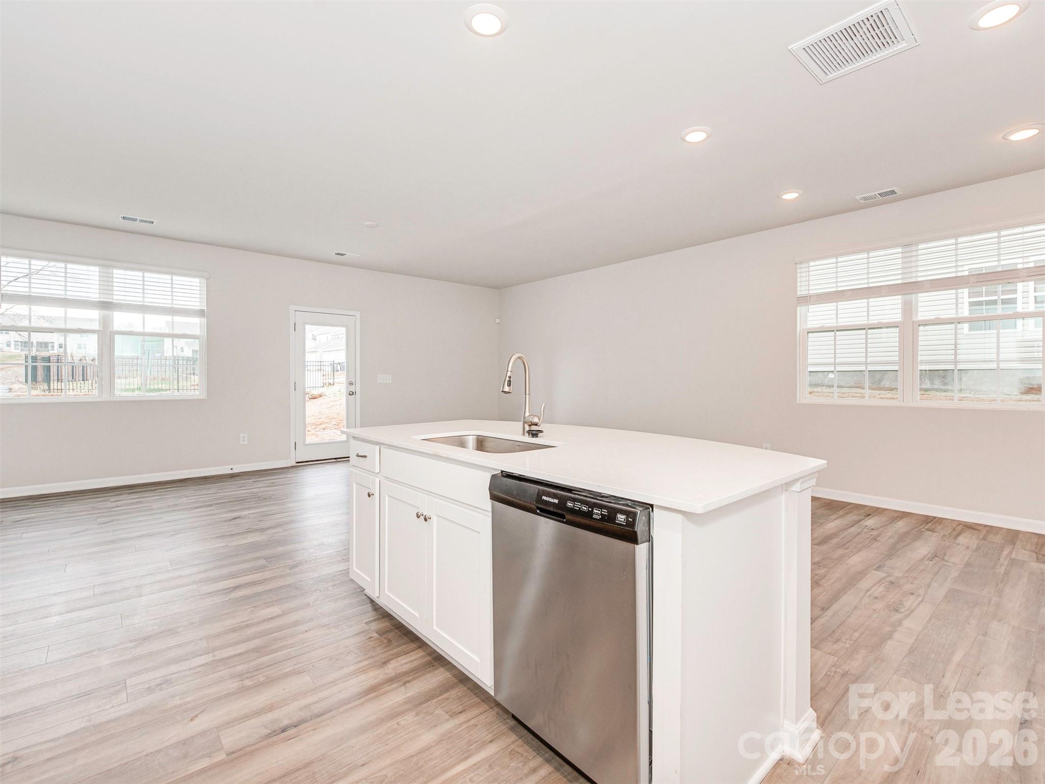4421979 Property Photo 9