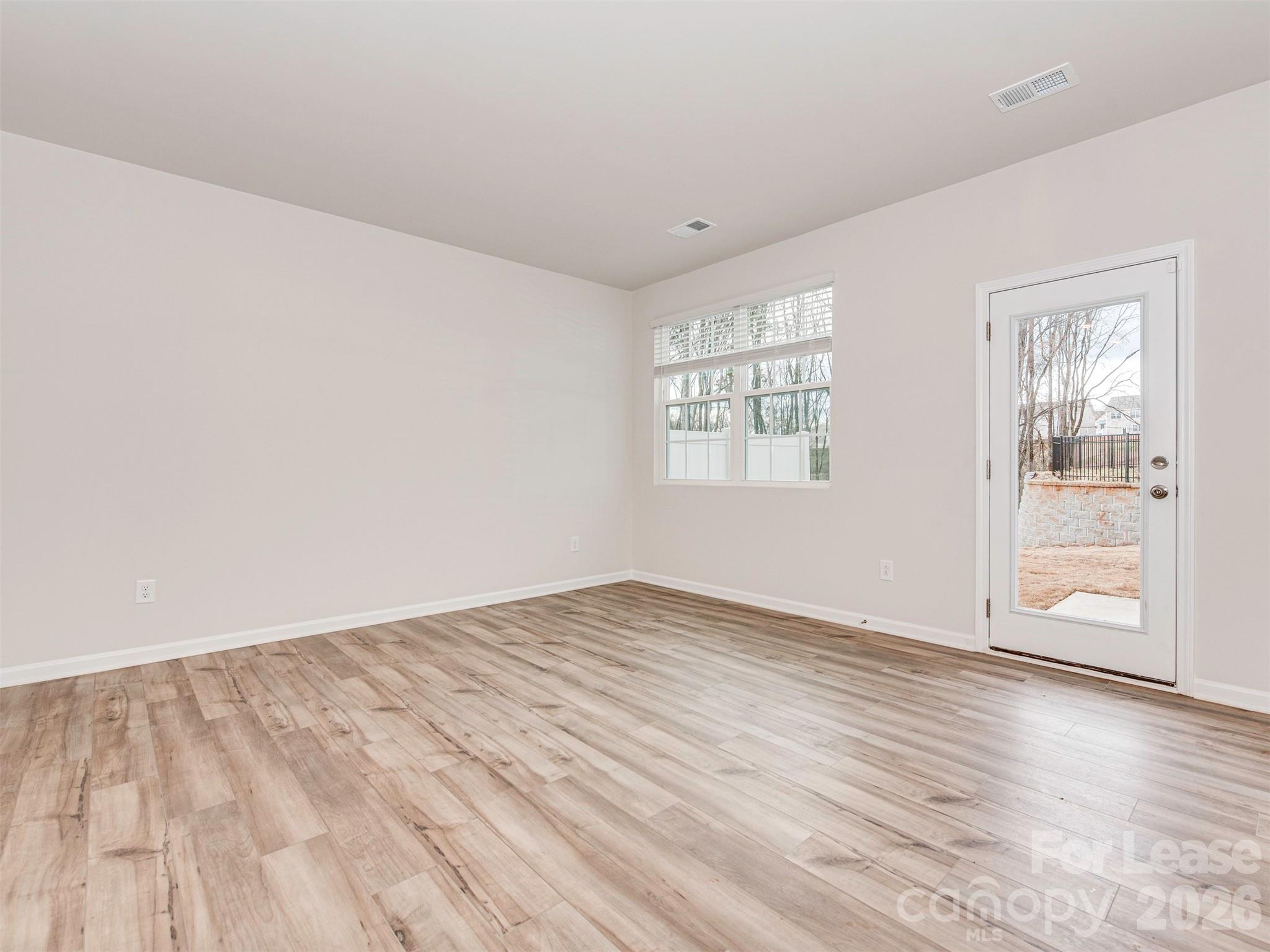 4421979 Property Photo 10