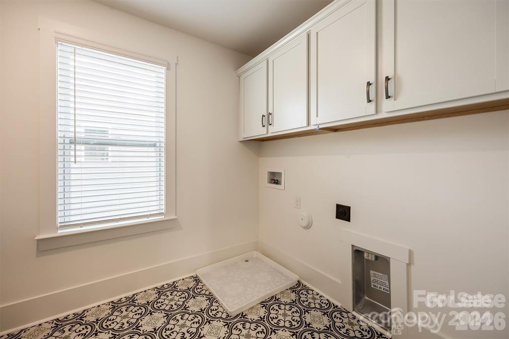 1241 Eastway Drive Property Photo 14