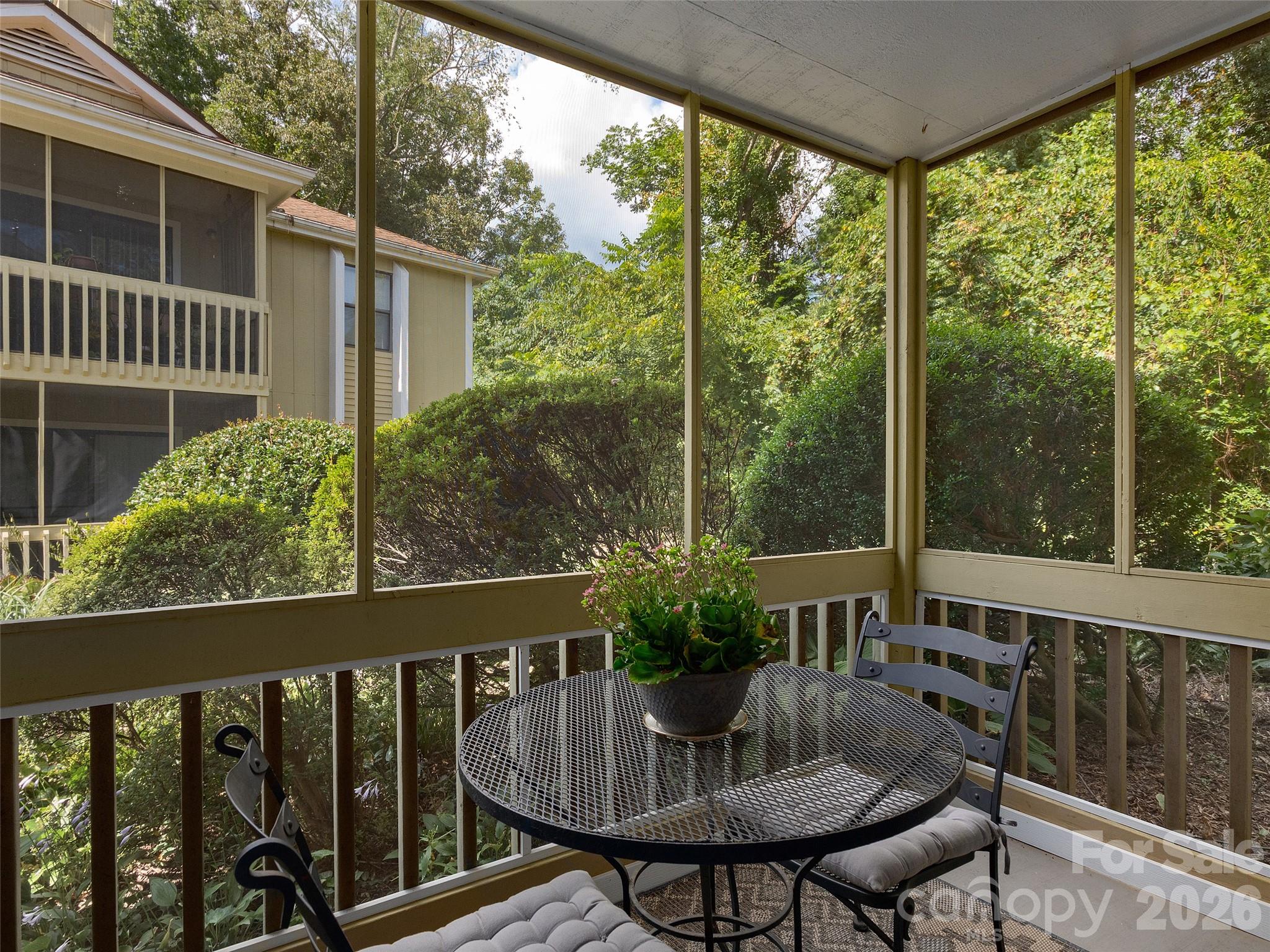 110 Heywood Road 4a Property Photo 4