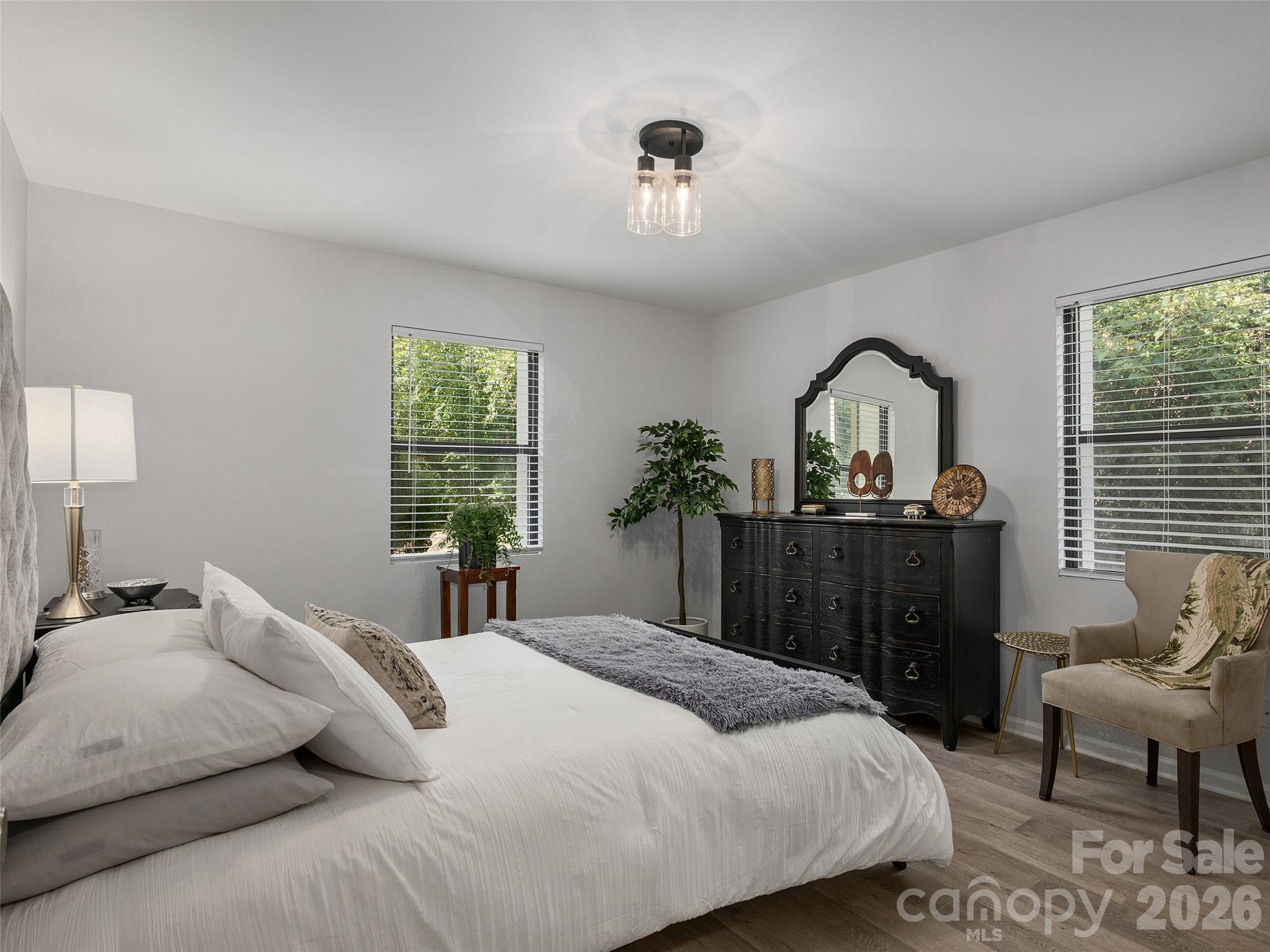 110 Heywood Road 4a Property Photo 9