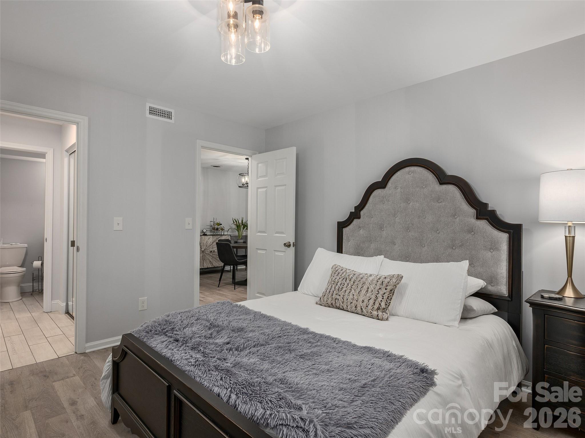 110 Heywood Road 4a Property Photo 10